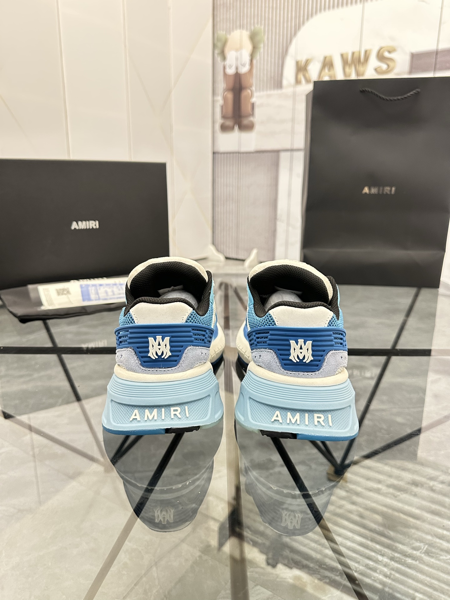 Precio de venta: P330 Guangzhou Top Quality [Marca: AMIRI* "Emile*"] Low-top Casual Shoes Talla: 39-