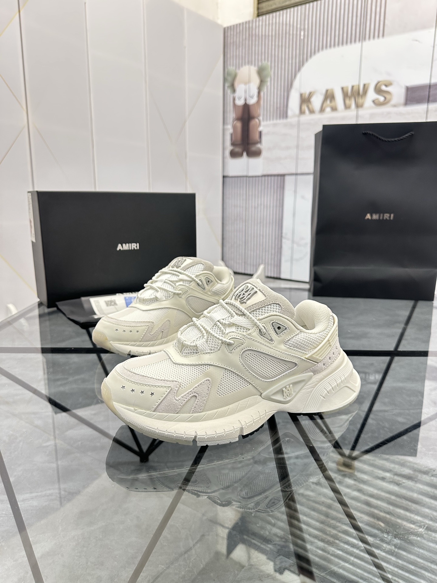 Precio de venta: P330 Guangzhou Top Quality [Marca: AMIRI* "Emile*"] Low-top Casual Shoes Talla: 39-