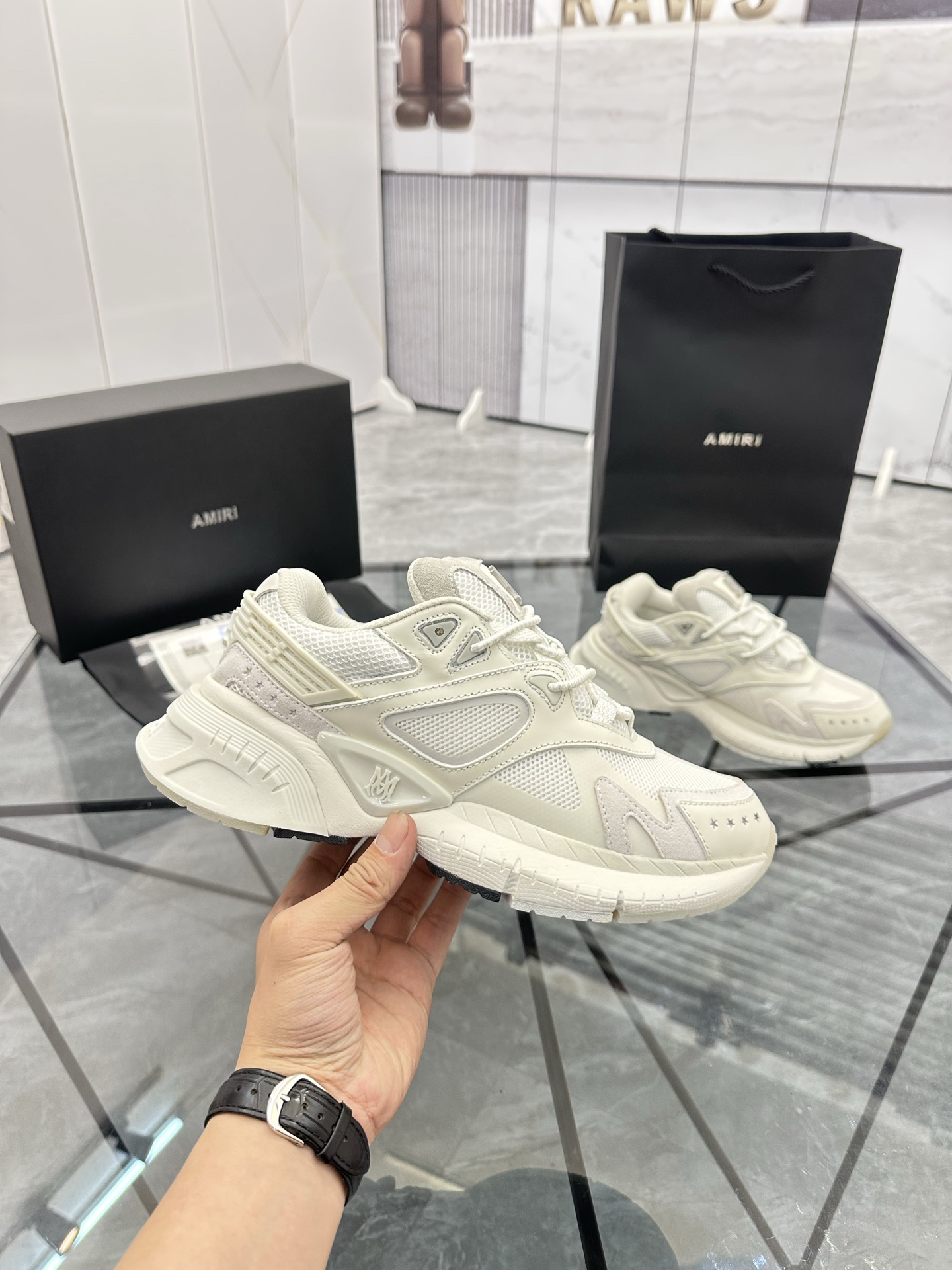 Precio de venta: P330 Guangzhou Top Quality [Marca: AMIRI* "Emile*"] Low-top Casual Shoes Talla: 39-