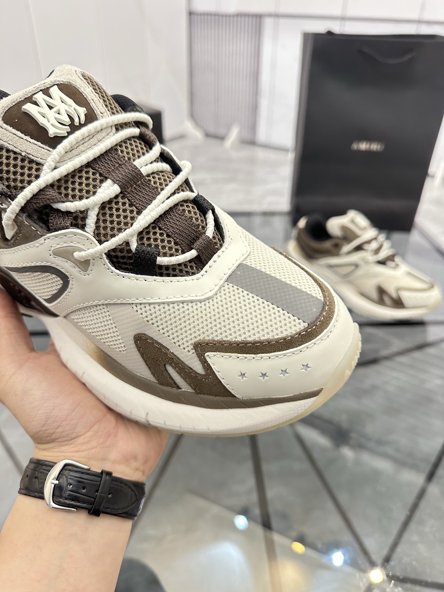 Precio de venta: P330 Guangzhou Top Quality [Marca: AMIRI* "Emile*"] Low-top Casual Shoes Talla: 39-