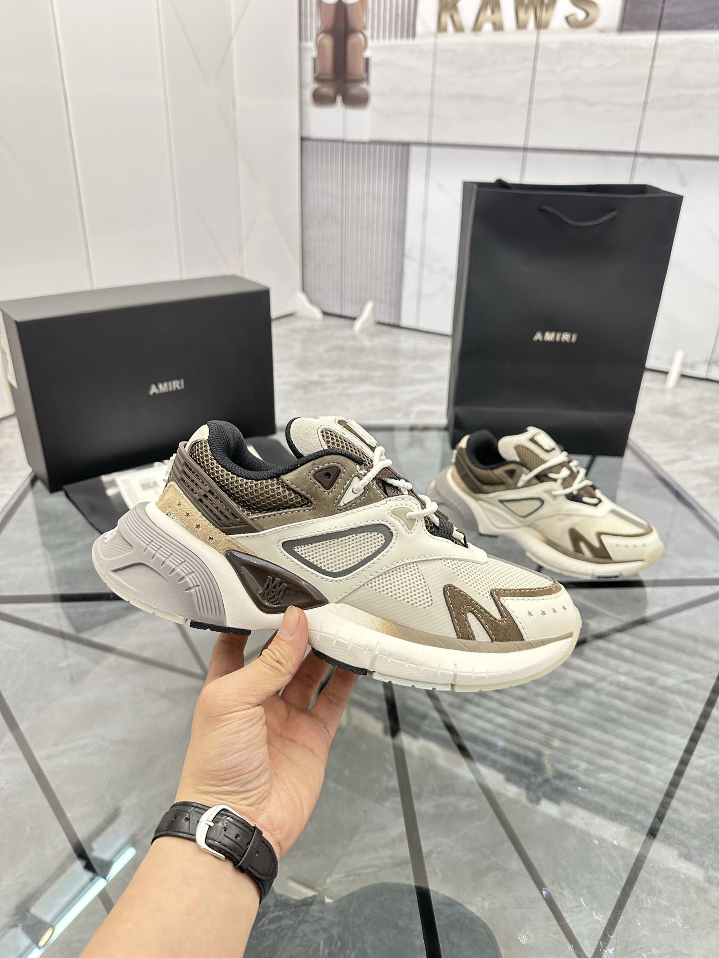 Precio de venta: P330 Guangzhou Top Quality [Marca: AMIRI* "Emile*"] Low-top Casual Shoes Talla: 39-