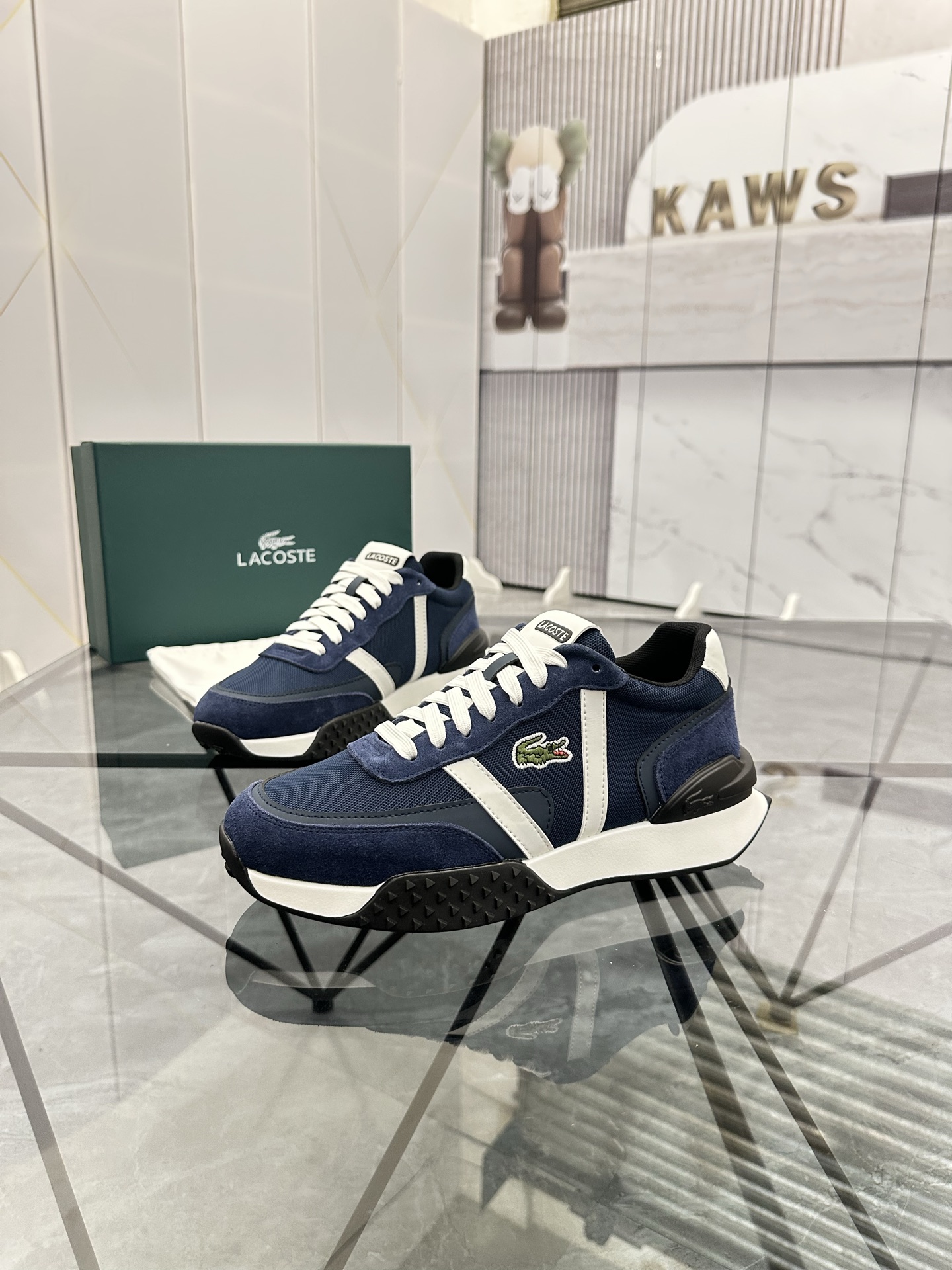 NO:272785,Price: Product trademark LACOSTE* 