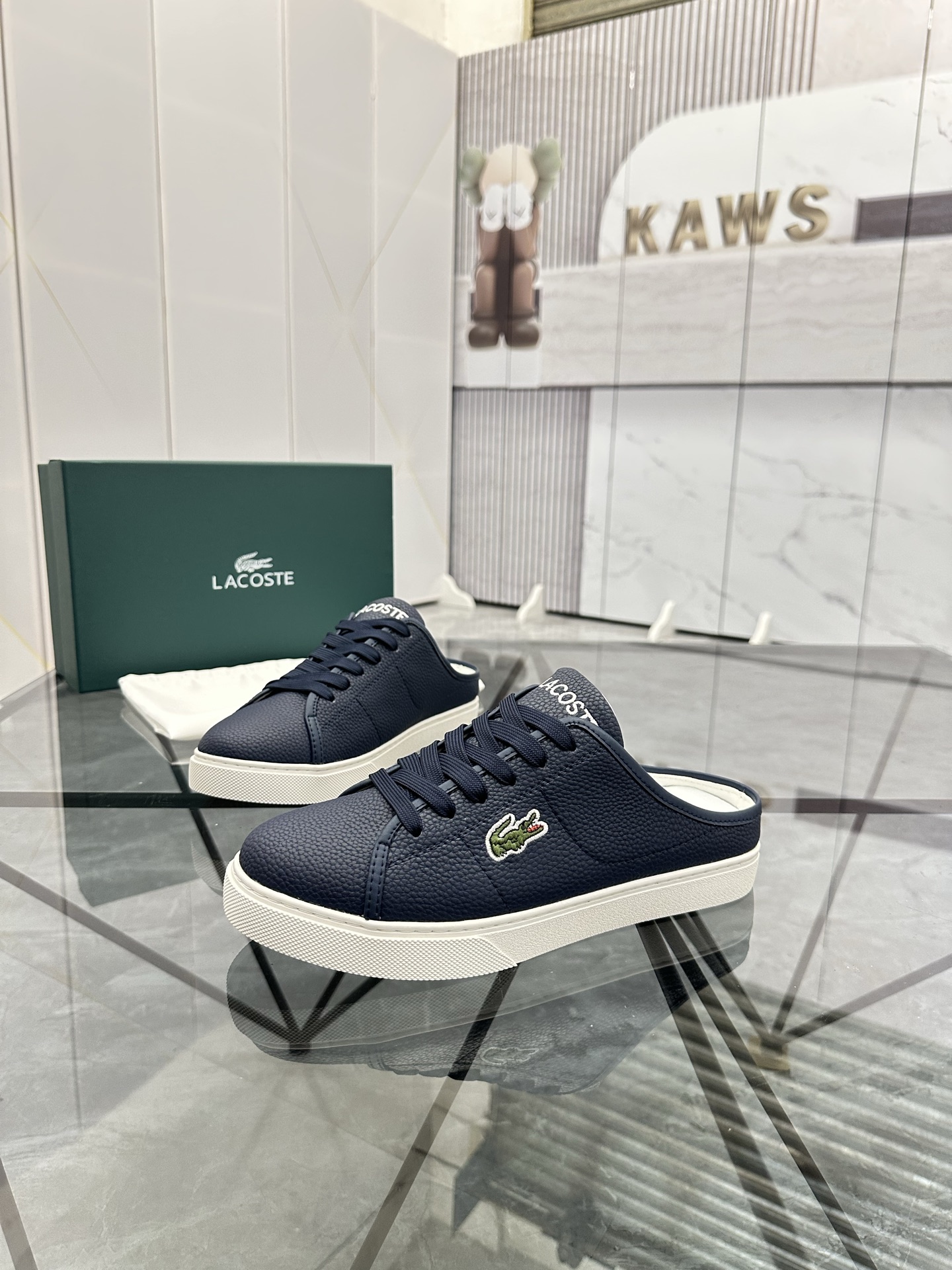 NO:272787,Price: Product trademark LACOSTE*