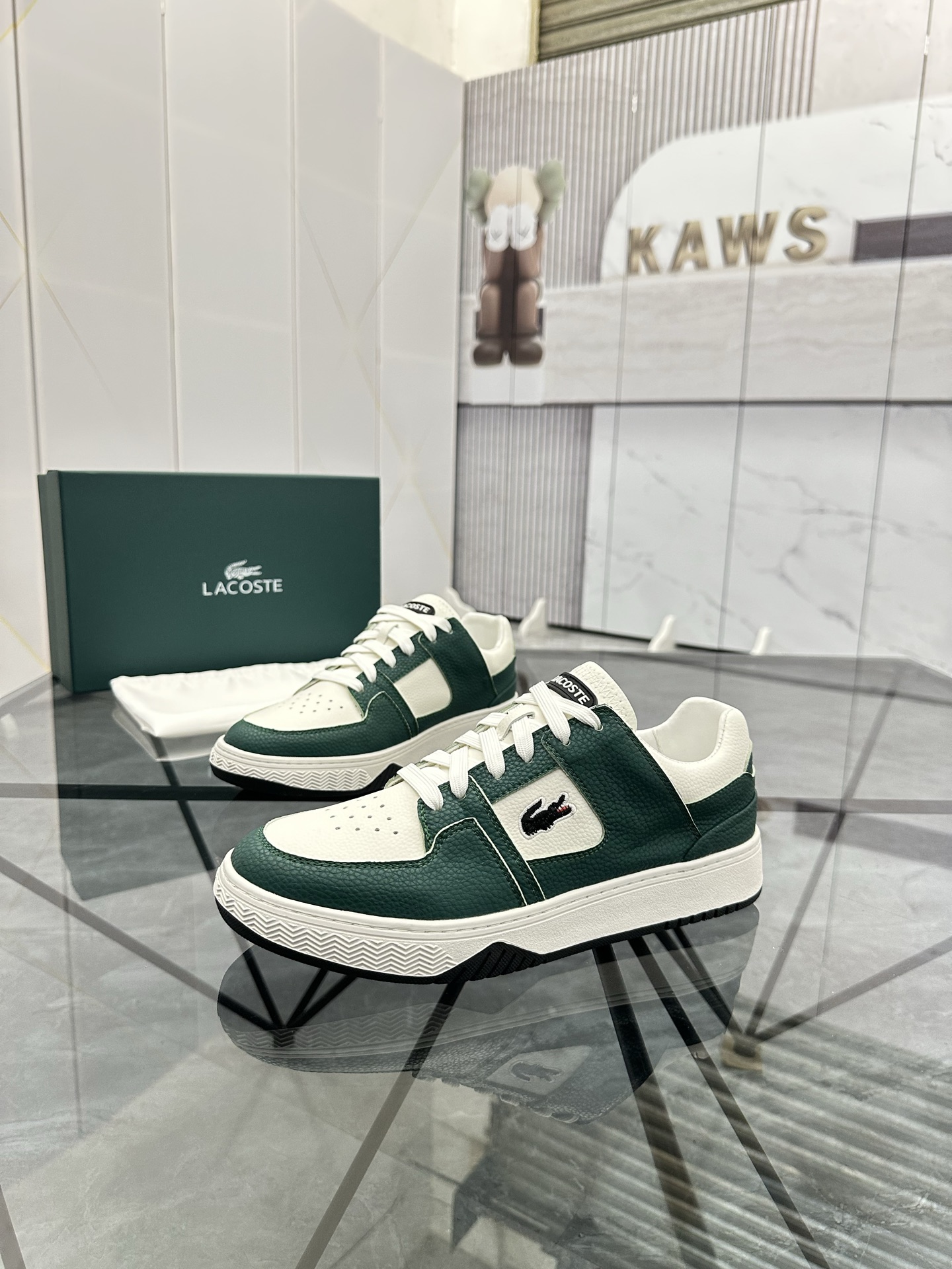 NO:272789,Price: Product trademark LACOSTE* 