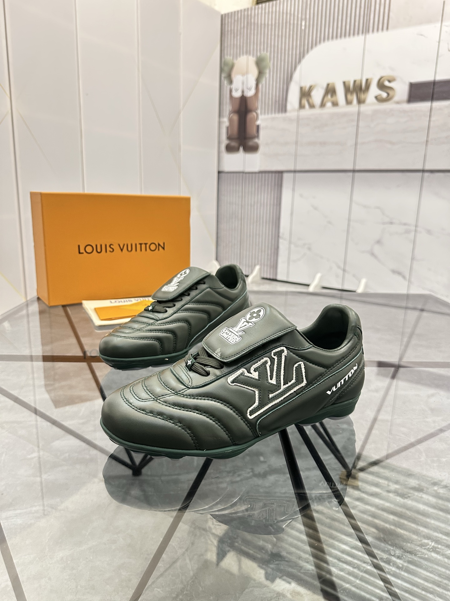 NO:272791,Price: Product trademark LV*