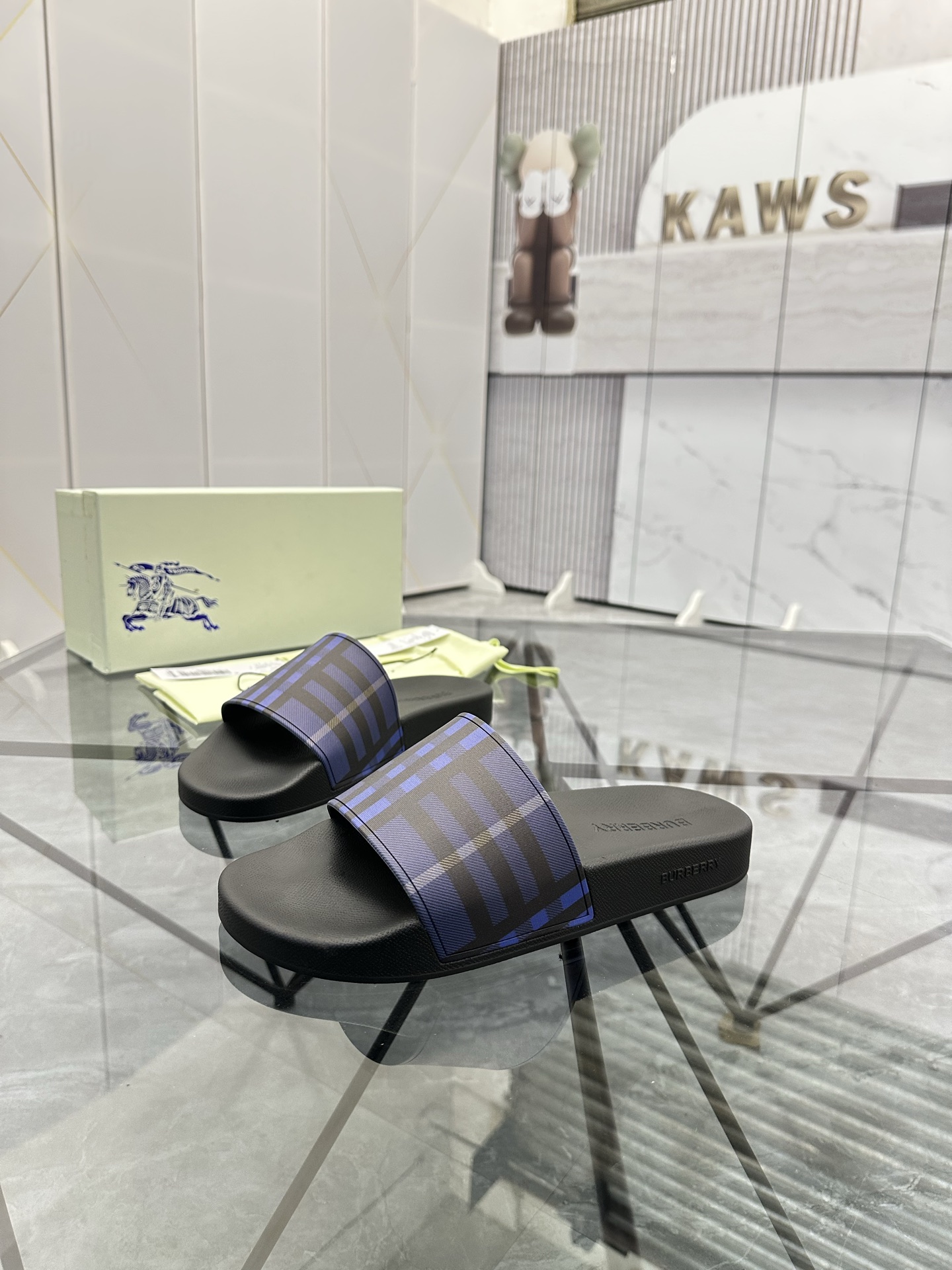 NO:274233,Sale price: Product trademark Burberr*