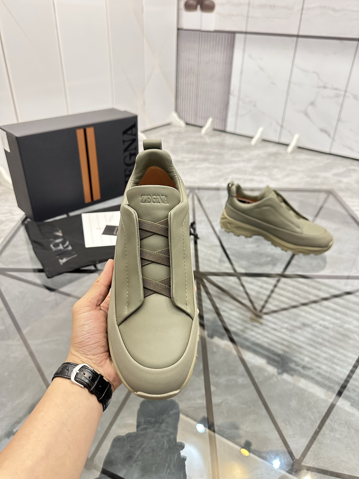 Zegna Low-Top Leather Sneakers - Italian Craftsmanship, Superior Comfort 6 i1742893246491 1262 0 4