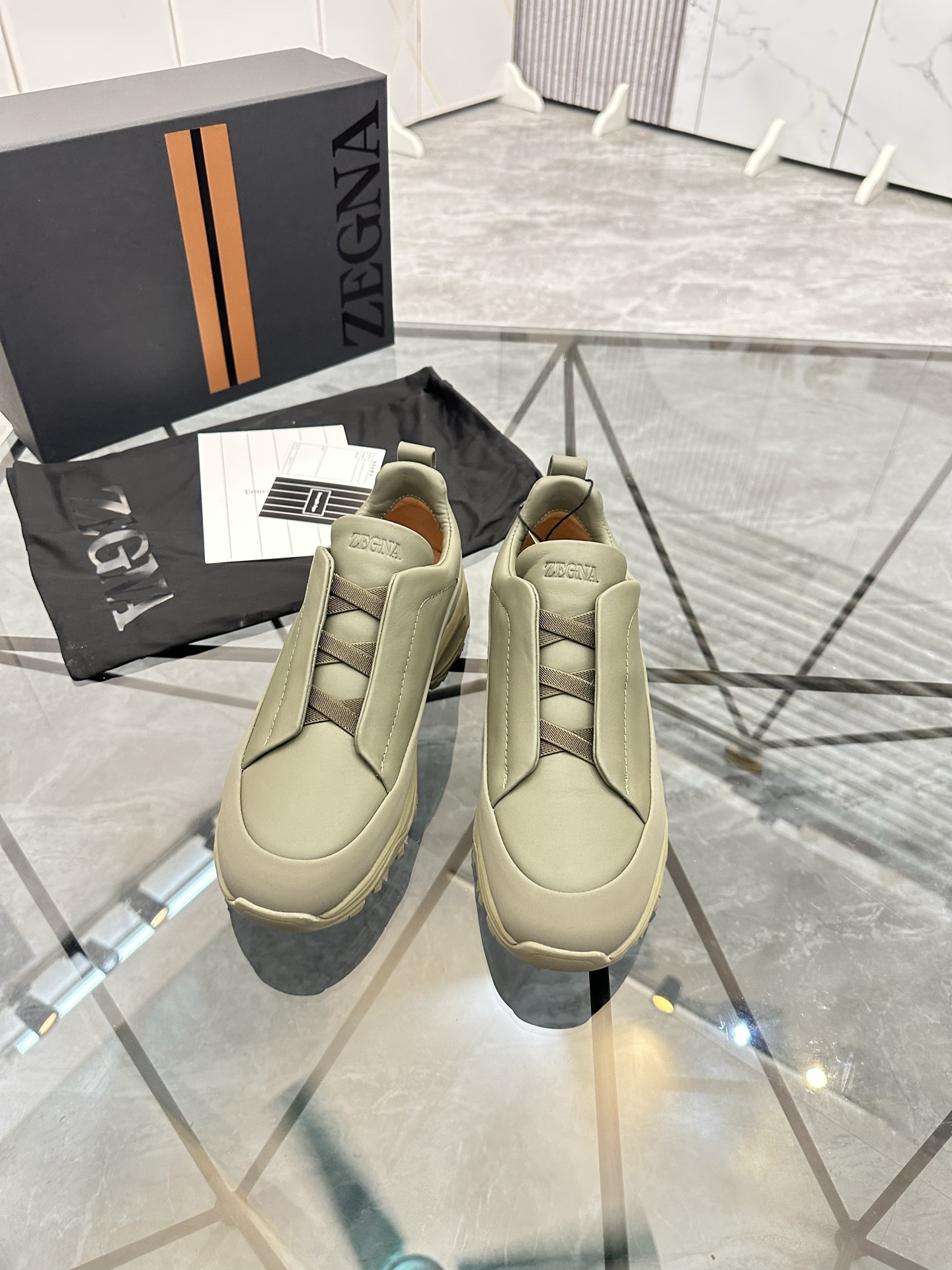Zegna Low-Top Leather Sneakers - Italian Craftsmanship, Superior Comfort 3 i1742893247834 1230 0 1