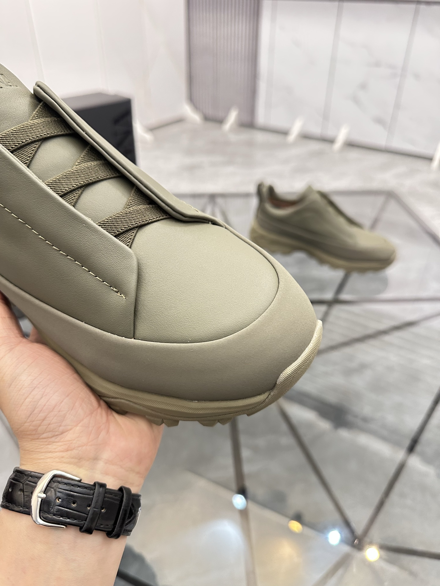 Zegna Low-Top Leather Sneakers - Italian Craftsmanship, Superior Comfort 7 i1742893247923 5856 0 5