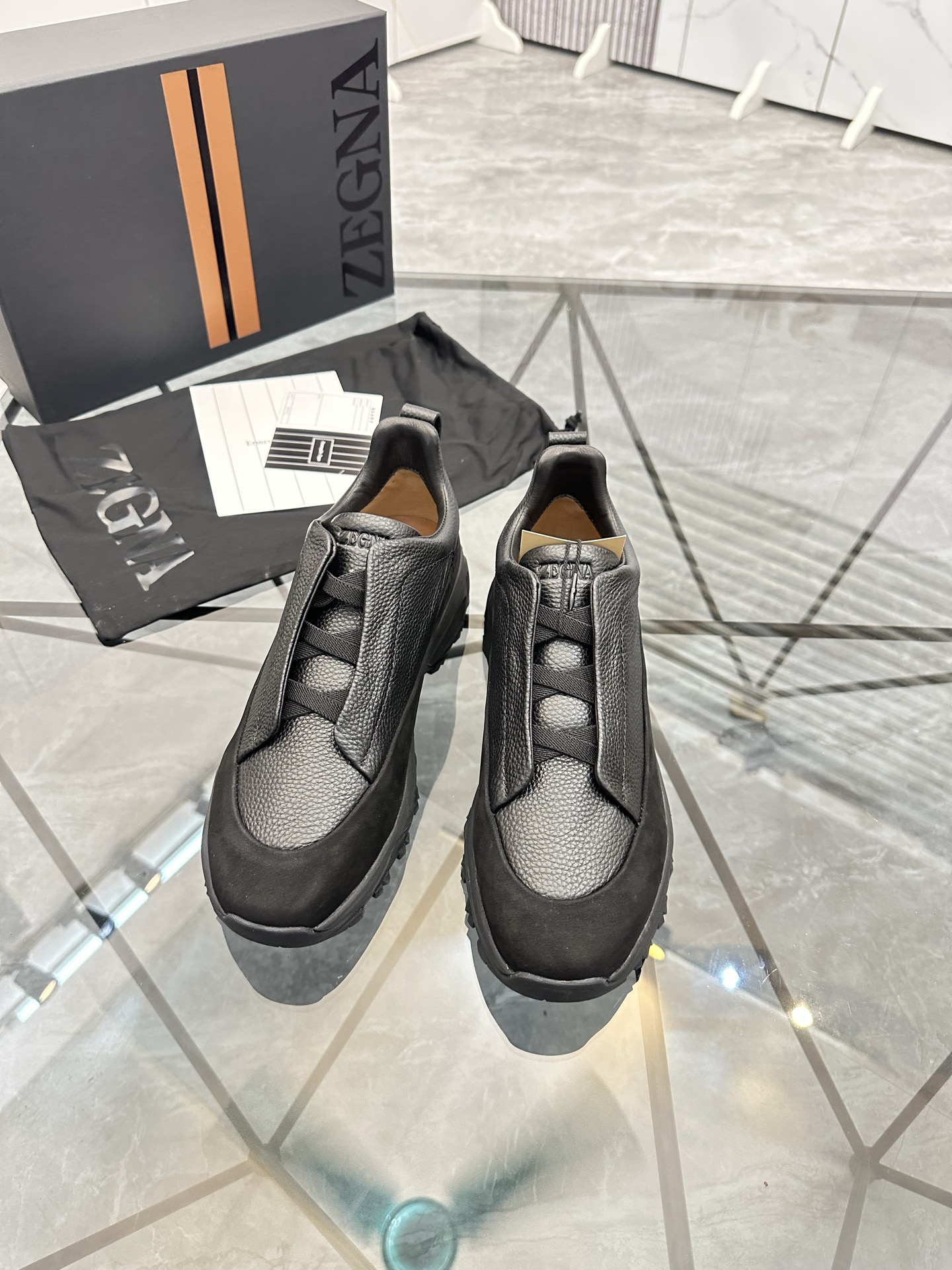 Zegna Low-Top Premium Leather Casual Shoes - Comfortable and Stylish 3 i1742893340215 987 0 1