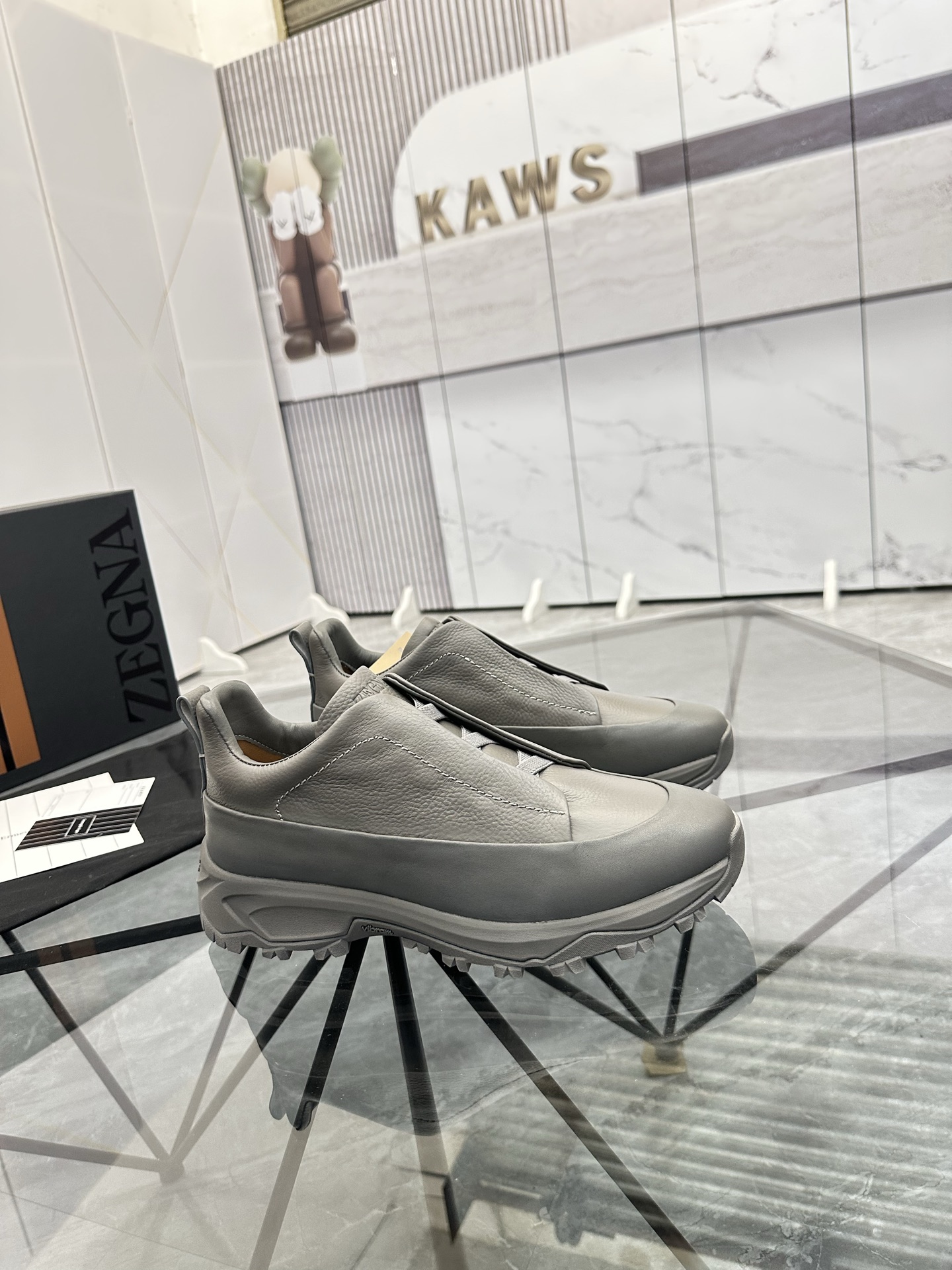 Zegna Men's Gray Leather Low-Top Sneakers: Premium Comfort & Style (Sizes 38-44) 4 i1742893362339 9108 0 2