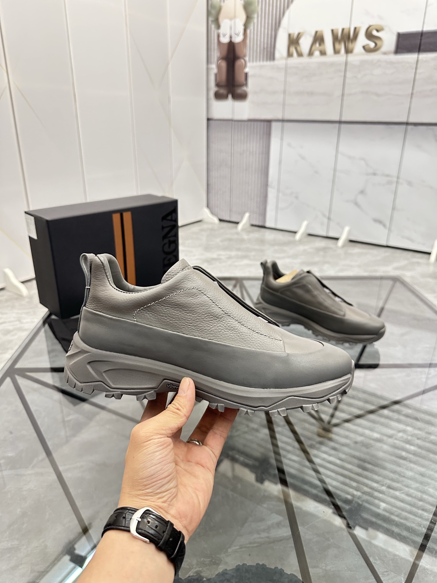 Zegna Men's Gray Leather Low-Top Sneakers: Premium Comfort & Style (Sizes 38-44) 5 i1742893363258 4771 0 3
