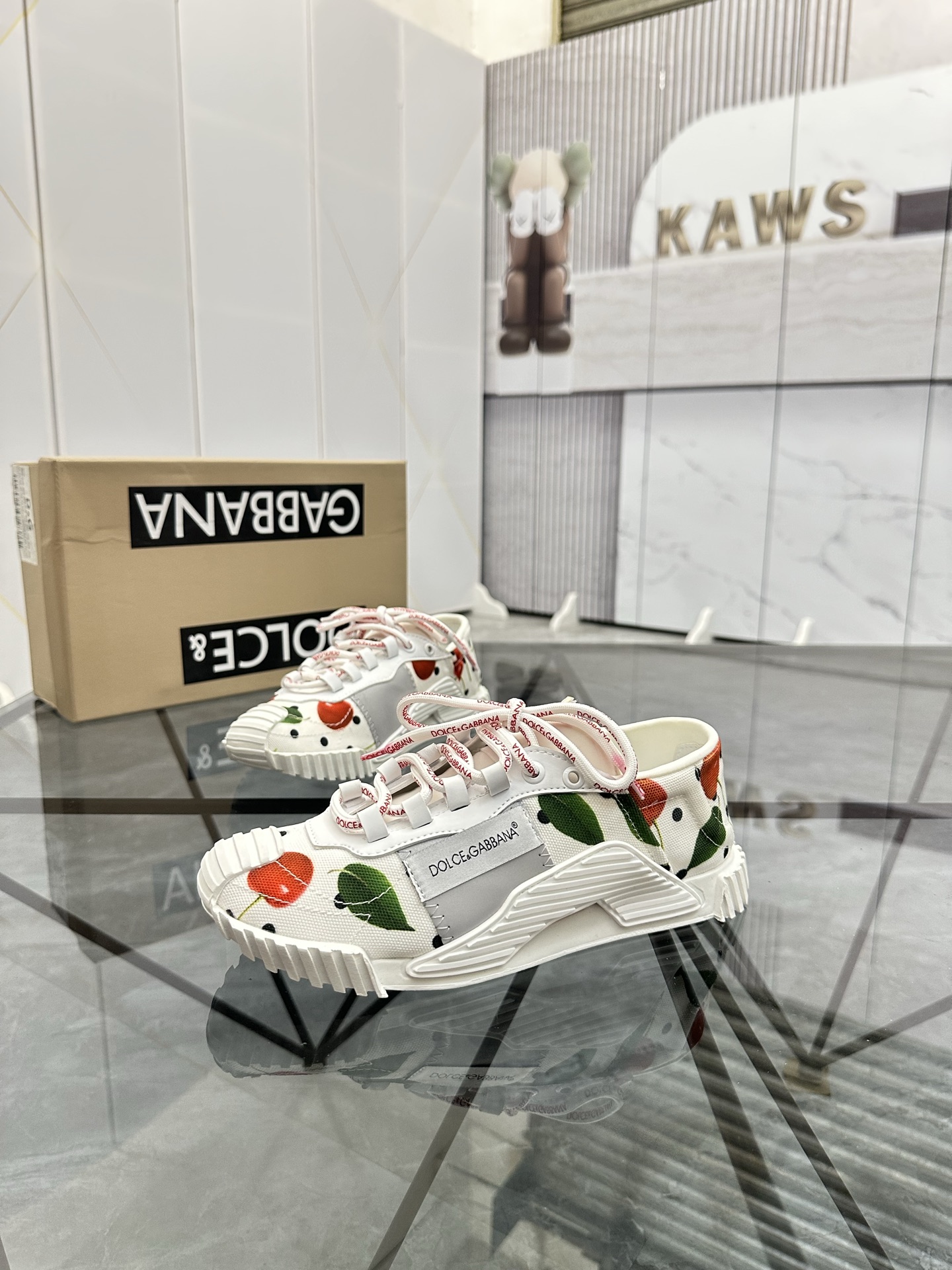 NO:275929,Price: Product trademark DG 