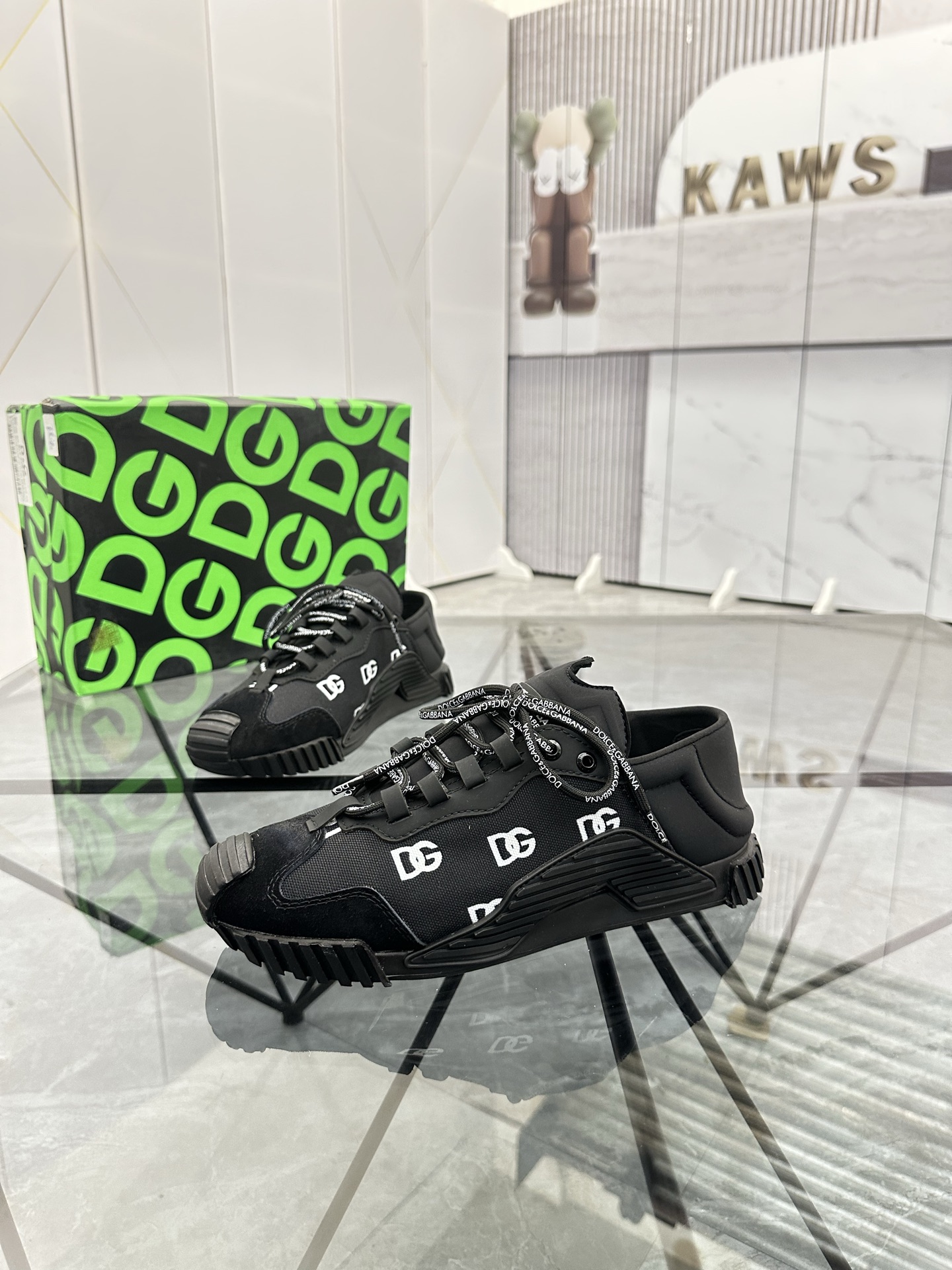 NO:279705,Price: Product trademark DG 