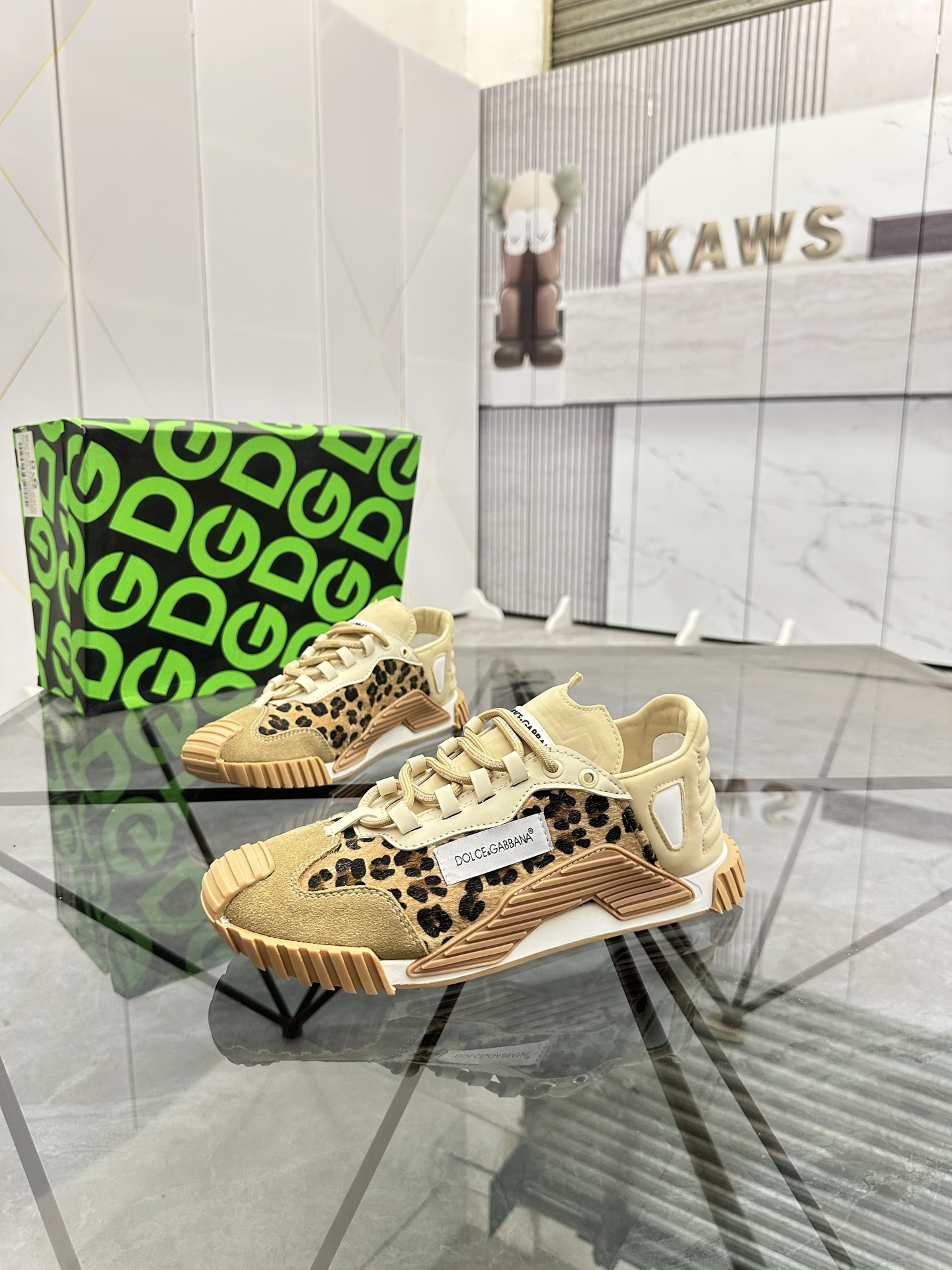 NO:279731,Price: Product trademark DG 