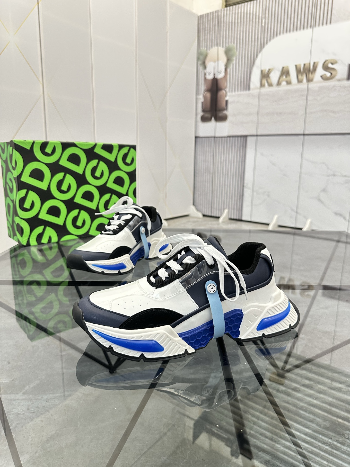 NO:283525,Price: Product trademark DG 