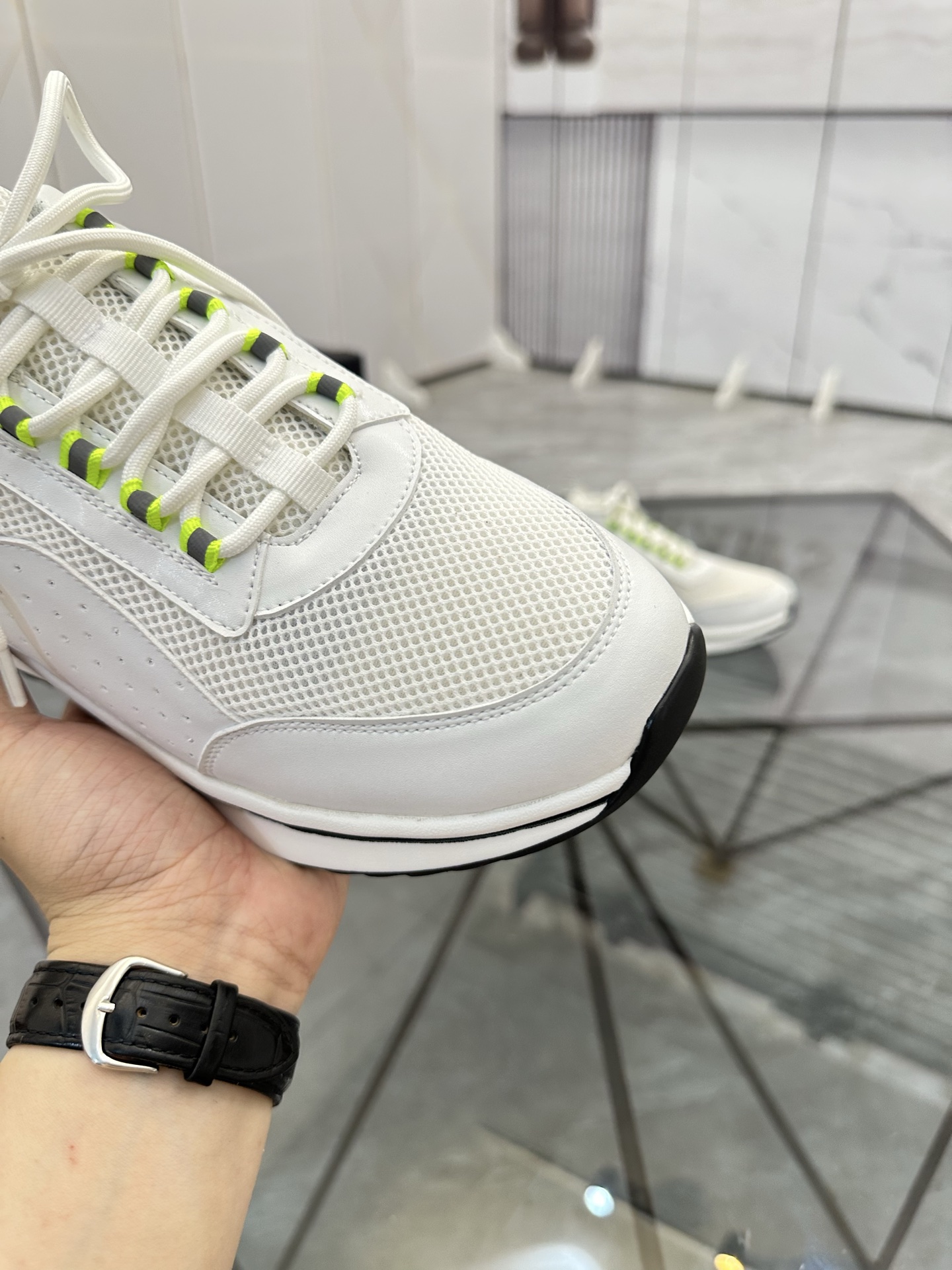 Precio de venta: P180 Marca: Boss* "BOSS*" lowtop casual shoes Talla: 39-45 (se puede personalizar h