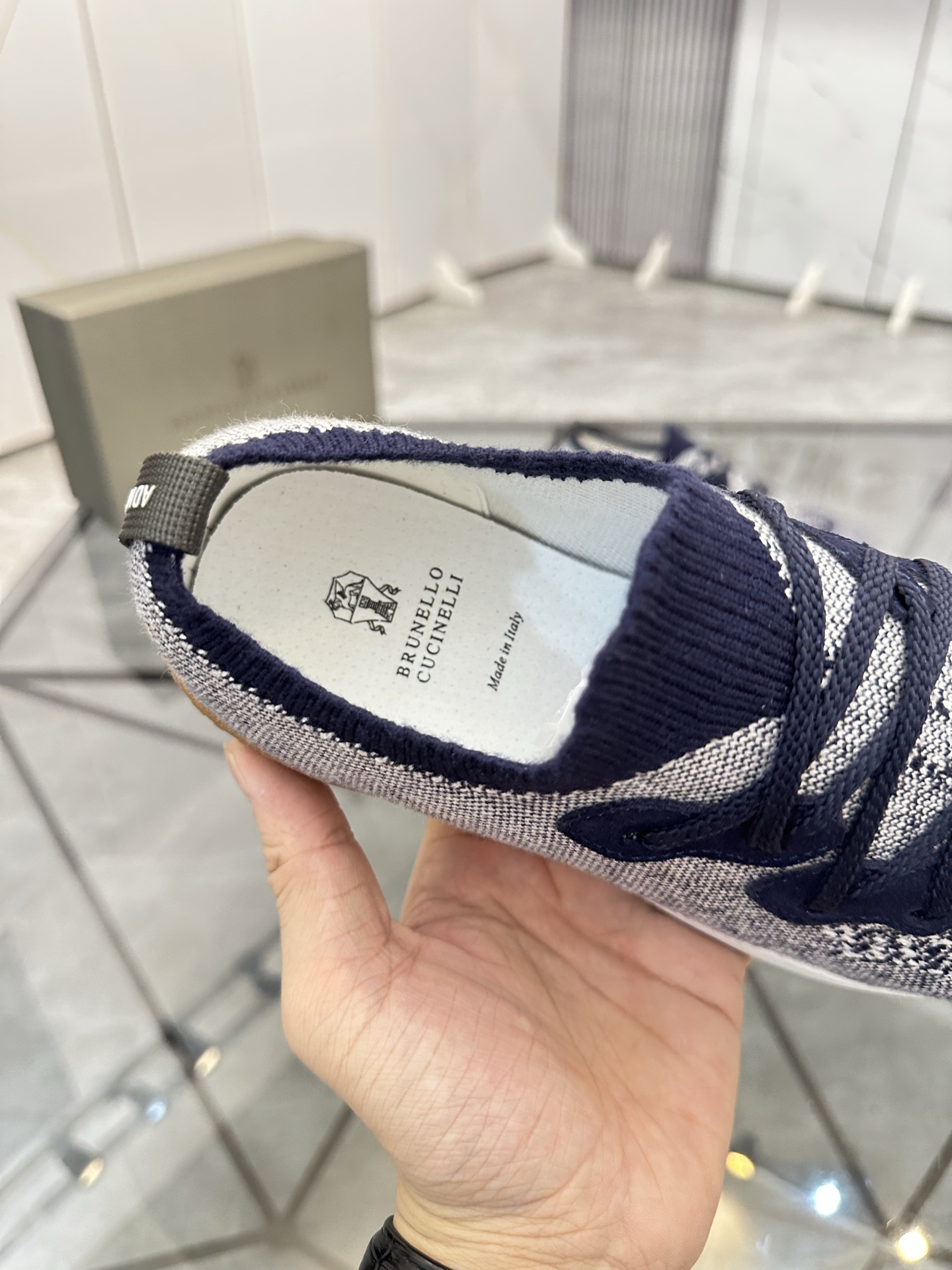 Precio de venta: P170 Marca: Brunello Cucinelli* "BC*" Low-top Casual Shoes Talla: 38-44(se puede pe