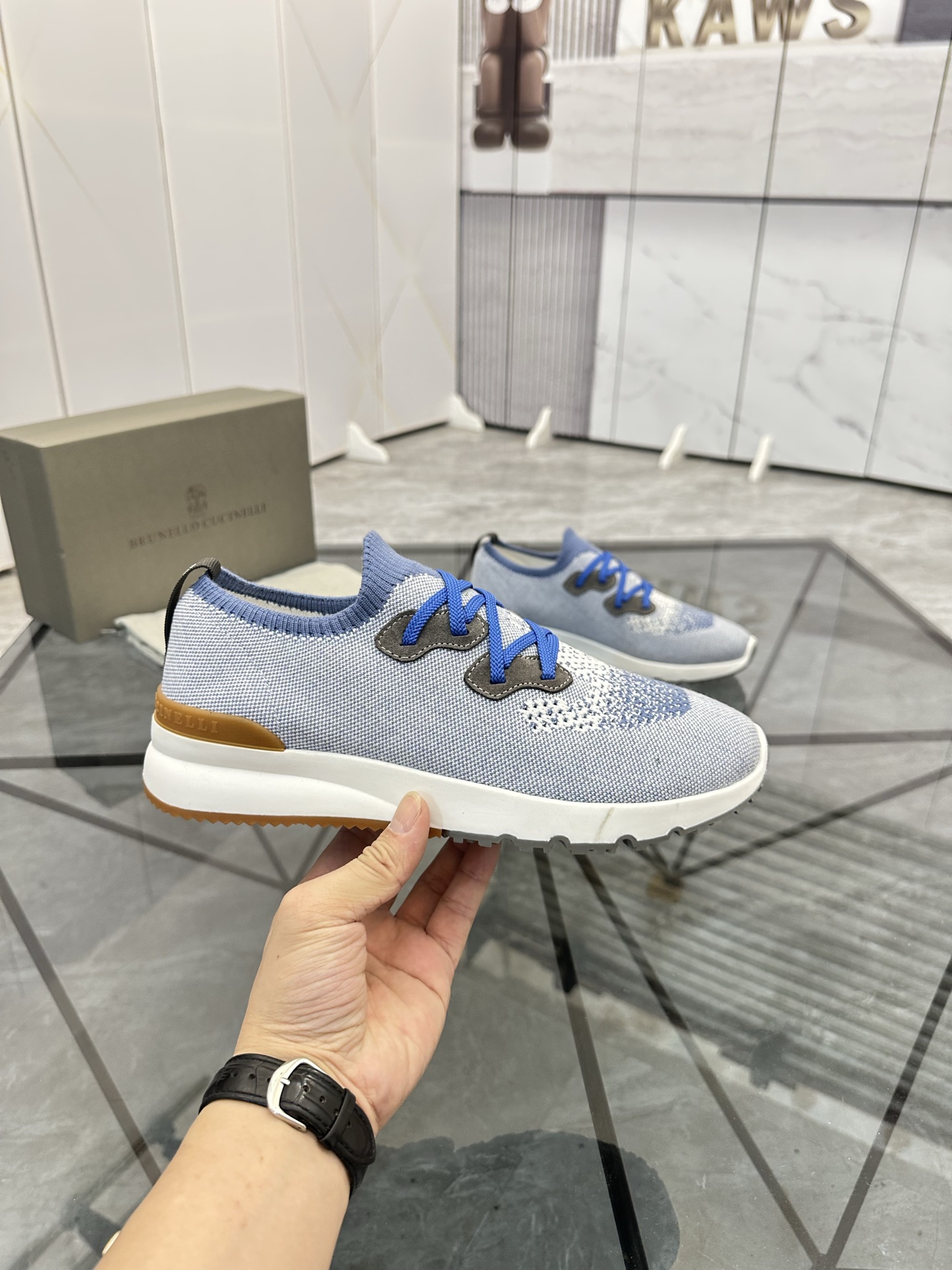 Precio de venta: P170 Marca: Brunello Cucinelli* "BC*" Low-top Casual Shoes Talla: 38-44(se puede pe