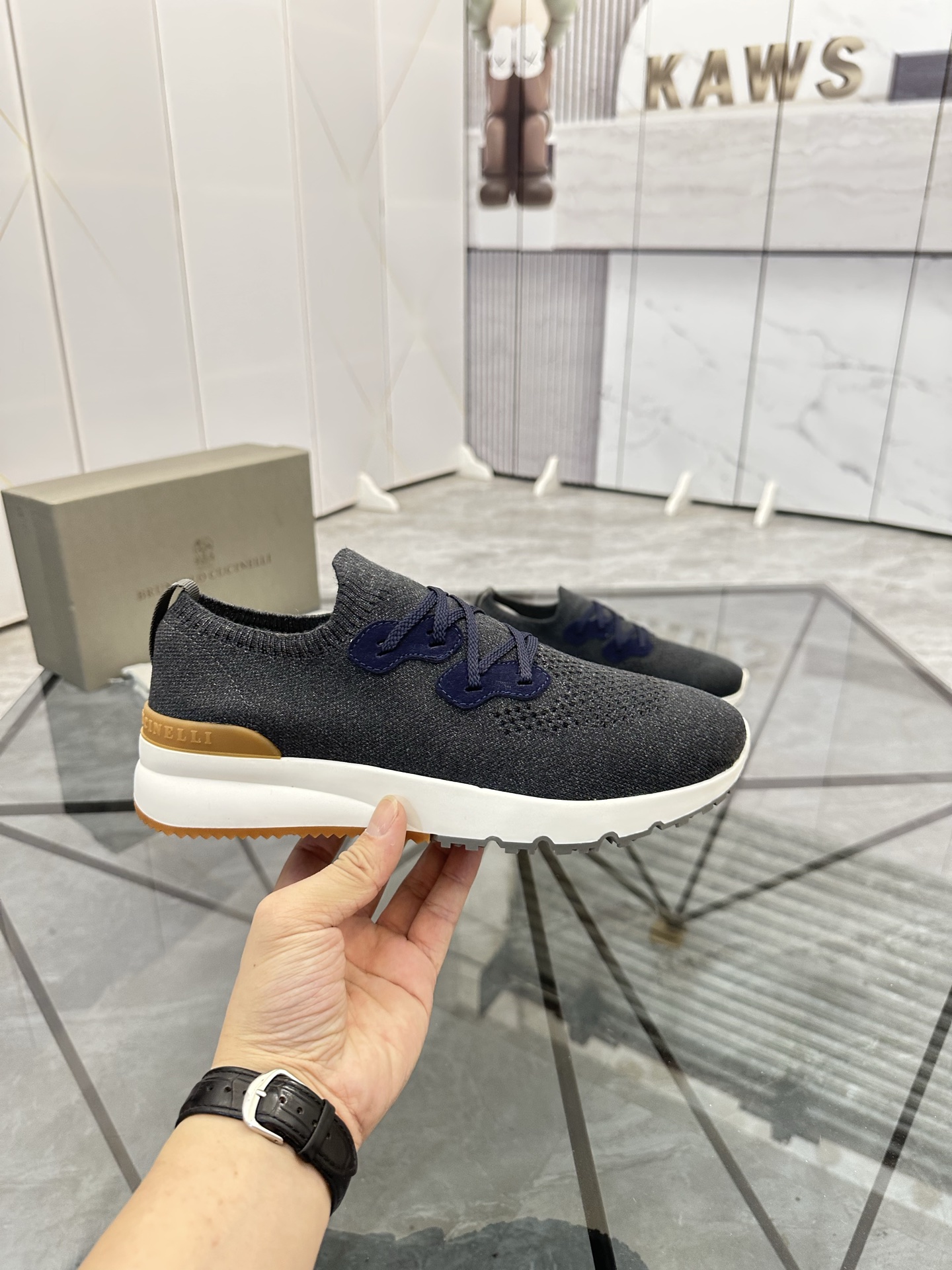 Precio de venta: P170 Marca: Brunello Cucinelli* "BC*" Low-top Casual Shoes Talla: 38-44(se puede pe