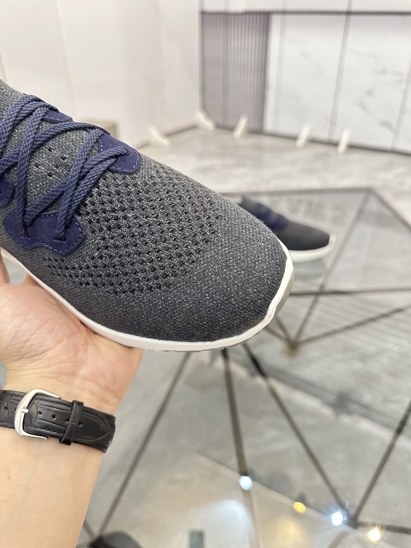 Precio de venta: P170 Marca: Brunello Cucinelli* "BC*" Low-top Casual Shoes Talla: 38-44(se puede pe