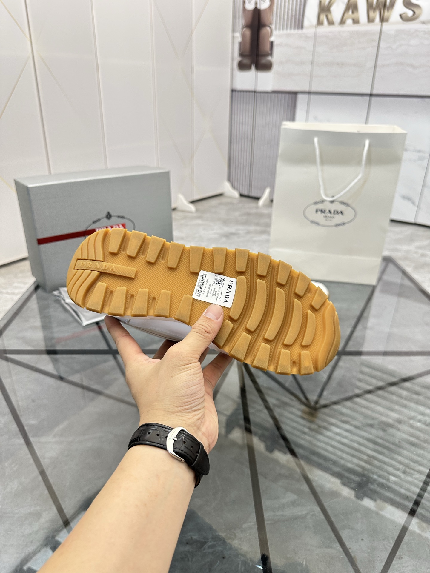 Precio de venta: P270 Artículos de alta gama y máxima calidadMarca: Prada *"Prada*" mocasines de cañ
