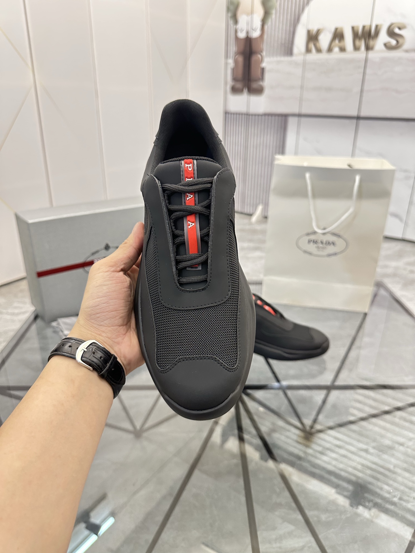 Precio de venta: P290 Artículos de alta gama y máxima calidadMarca: Prada *"Prada*" mocasines de cañ