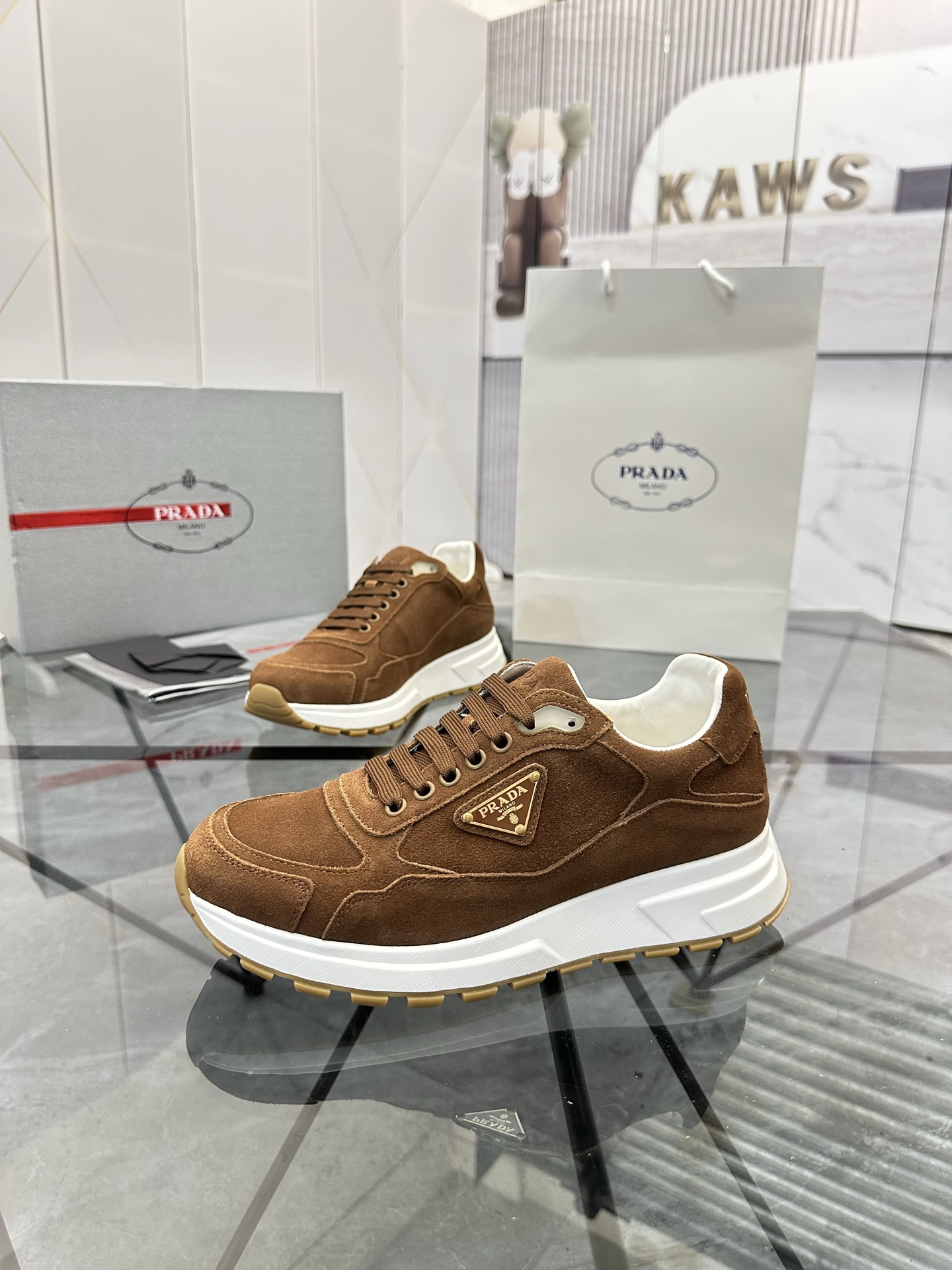 Precio de venta: P270 Artículos de alta gama y calidad superiorMarca: Prada *