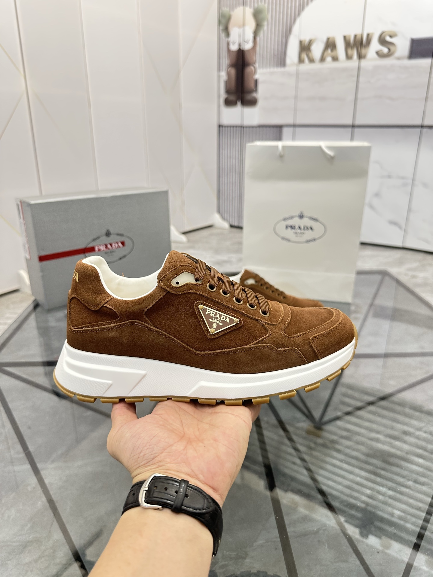Precio de venta: P270 Artículos de alta gama y calidad superiorMarca: Prada *"Prada*" mocasines de c