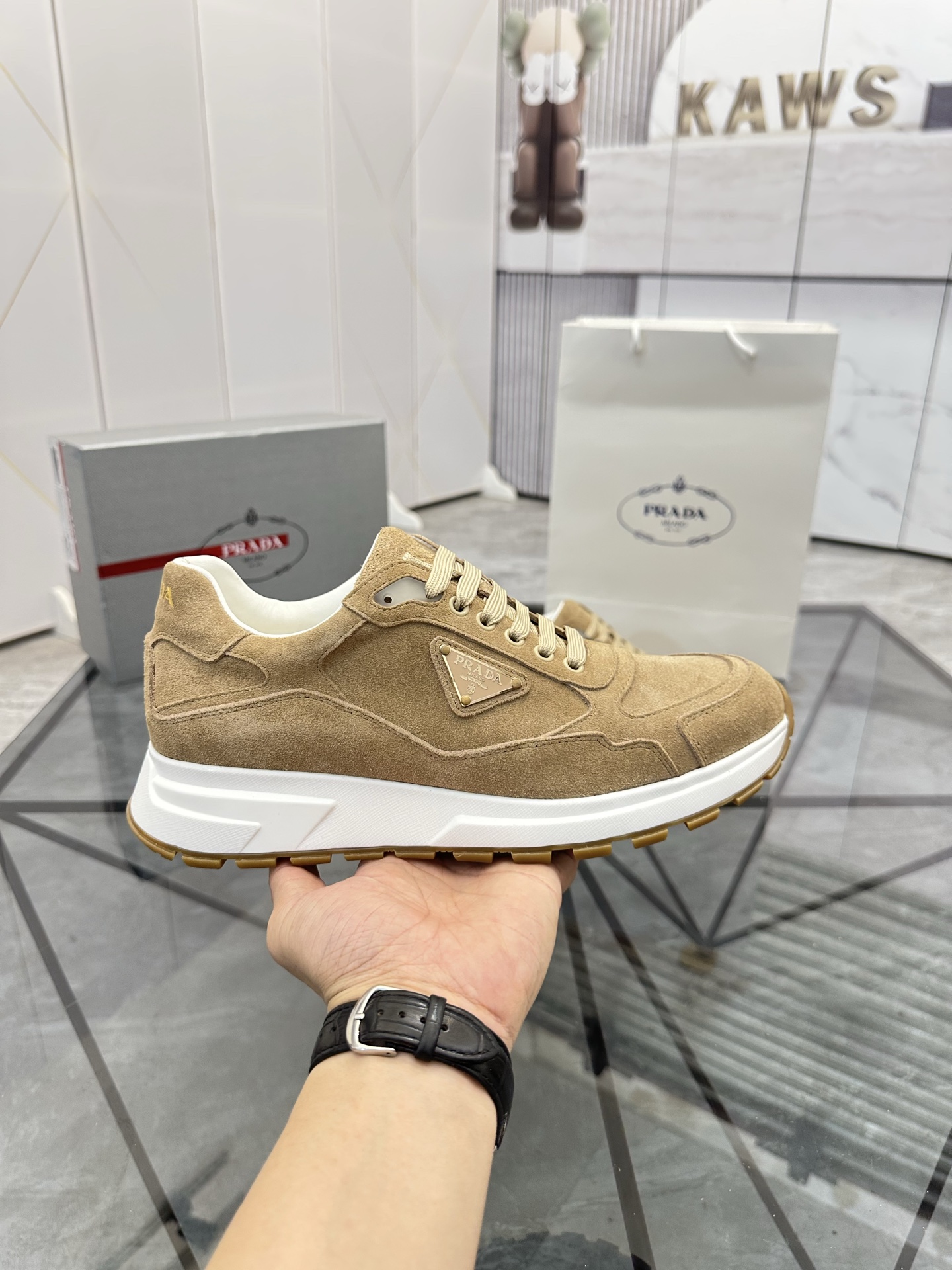 Precio de venta: P270 Artículos de alta gama y calidad superiorMarca: Prada *"Prada*" mocasines de c