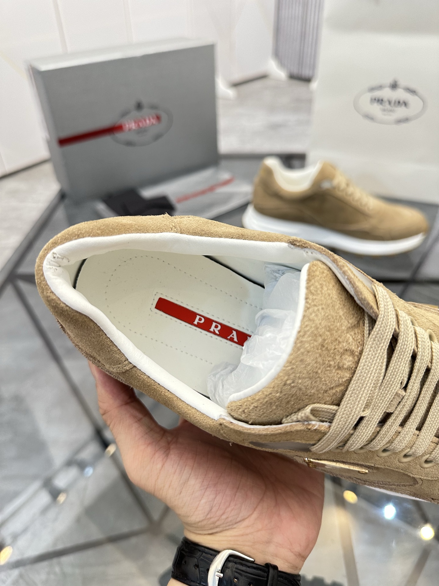 Precio de venta: P270 Artículos de alta gama y calidad superiorMarca: Prada *"Prada*" mocasines de c