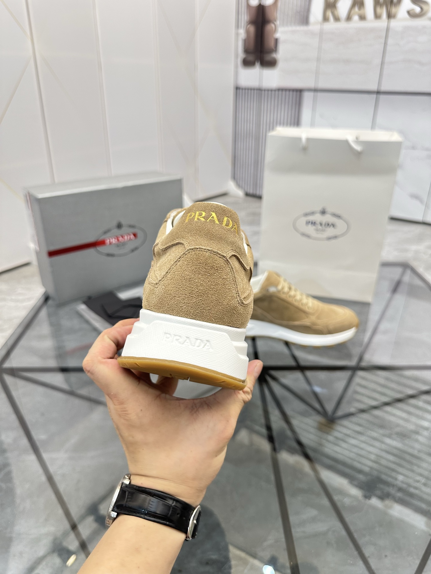 Precio de venta: P270 Artículos de alta gama y calidad superiorMarca: Prada *"Prada*" mocasines de c