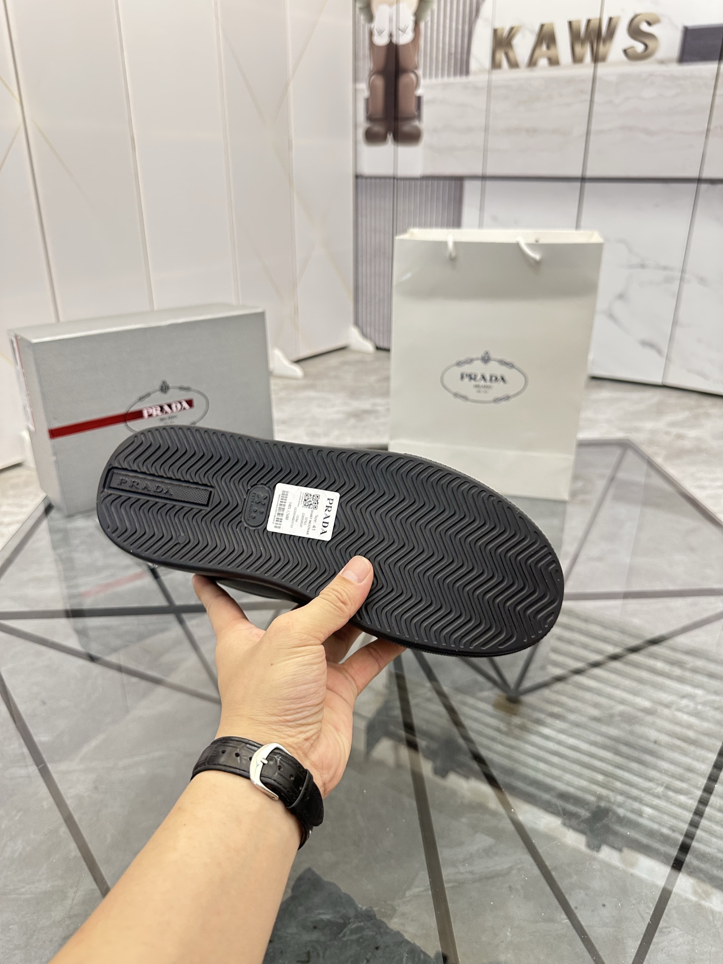 Precio de venta: P270 Artículos de alta gama y máxima calidadMarca: Prada *"Prada*" mocasines de cañ