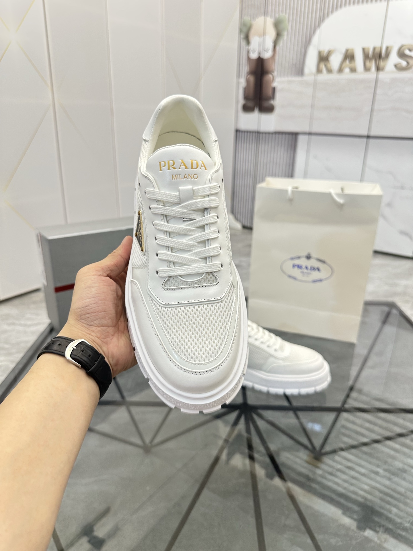 Precio de venta: P290 Artículos de alta gama y máxima calidadMarca: Prada *"Prada*" mocasines de cañ