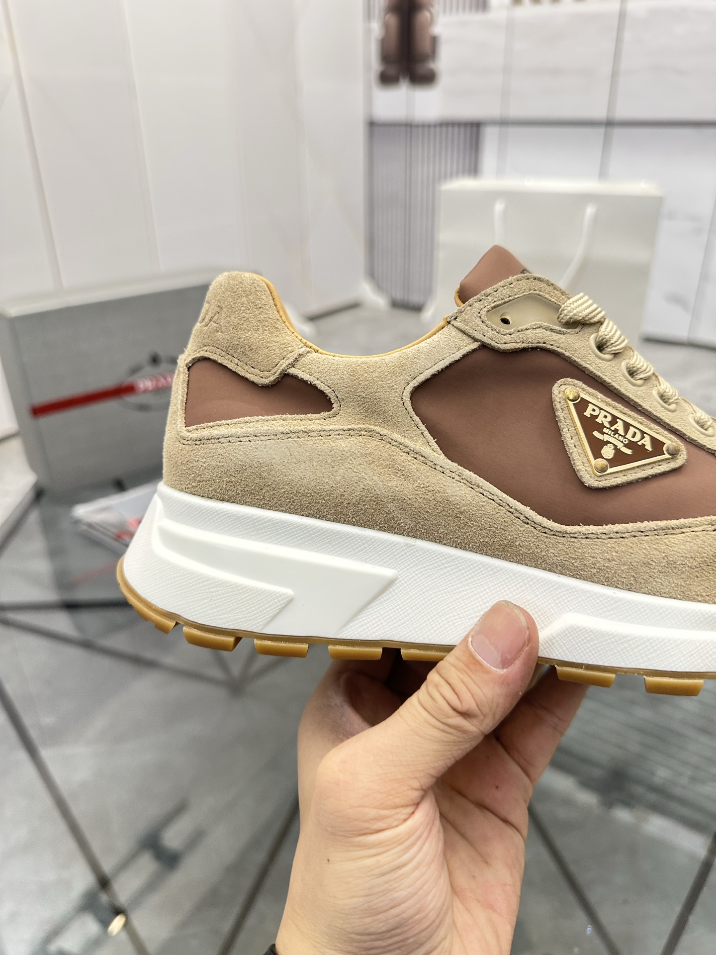Precio de venta: P270 Artículos de alta gama y máxima calidadMarca: Prada *"Prada*" mocasines de cañ
