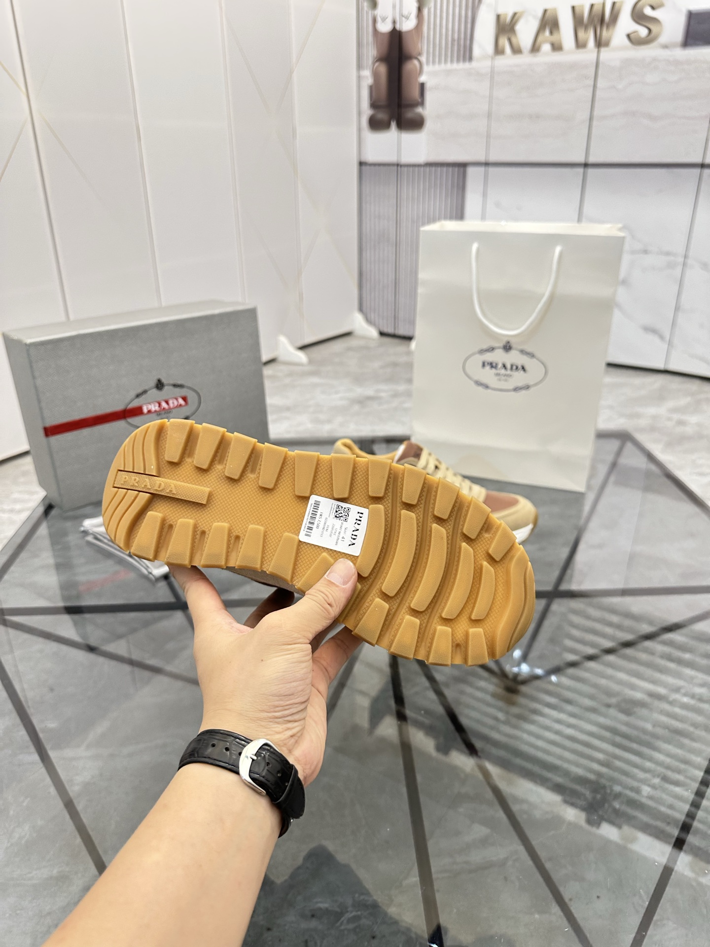 Precio de venta: P270 Artículos de alta gama y máxima calidadMarca: Prada *"Prada*" mocasines de cañ