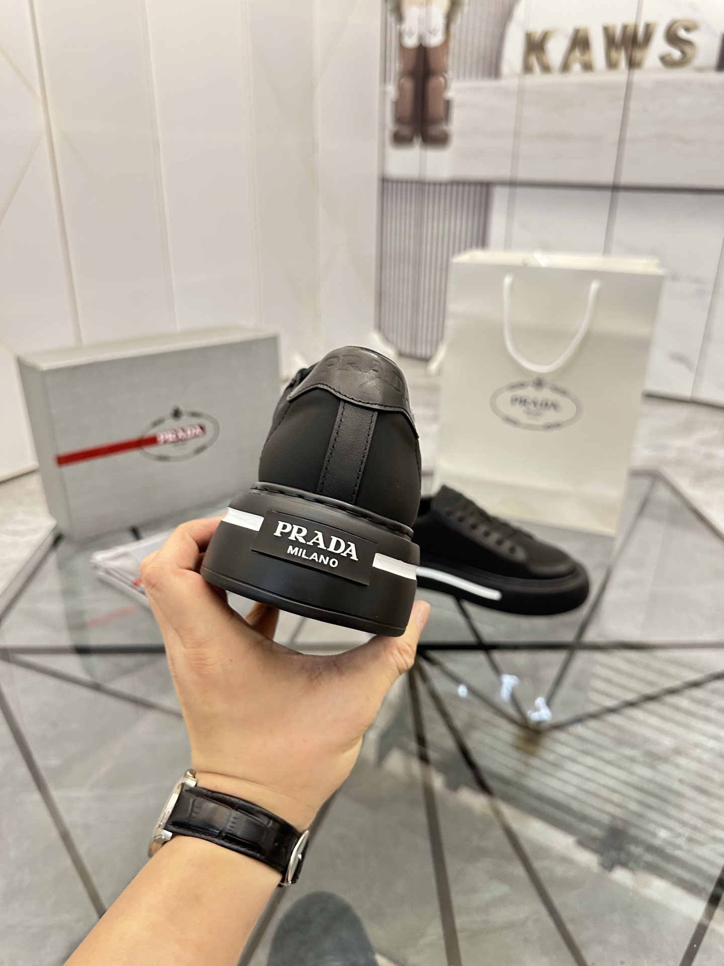 Precio de venta: P270 Artículos de alta gama y máxima calidadMarca: Prada *"Prada*" mocasines de cañ
