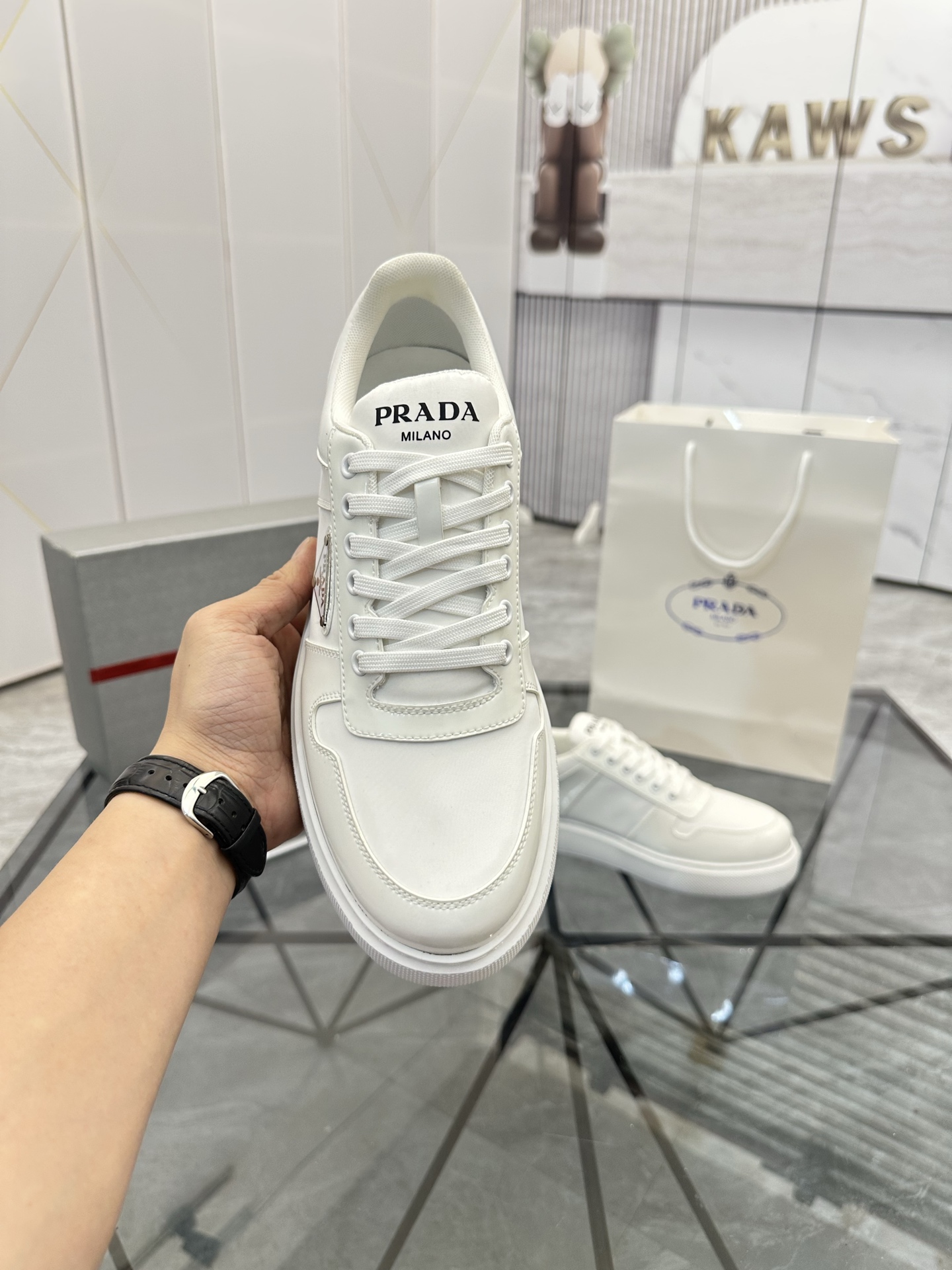 Precio de venta: P270 Calidad superior de gama altaMarca: Prada *"Prada*" mocasines de caña bajaTall