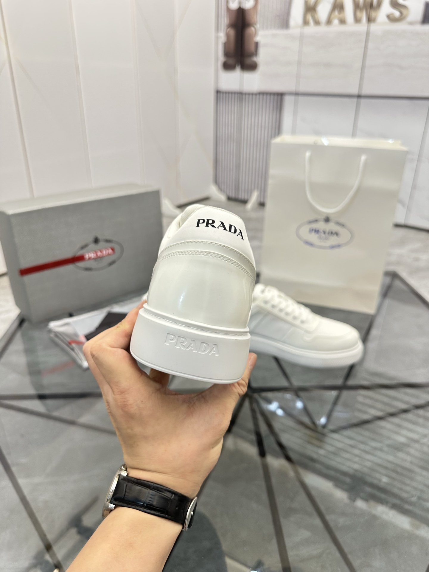 Precio de venta: P270 Calidad superior de gama altaMarca: Prada *"Prada*" mocasines de caña bajaTall