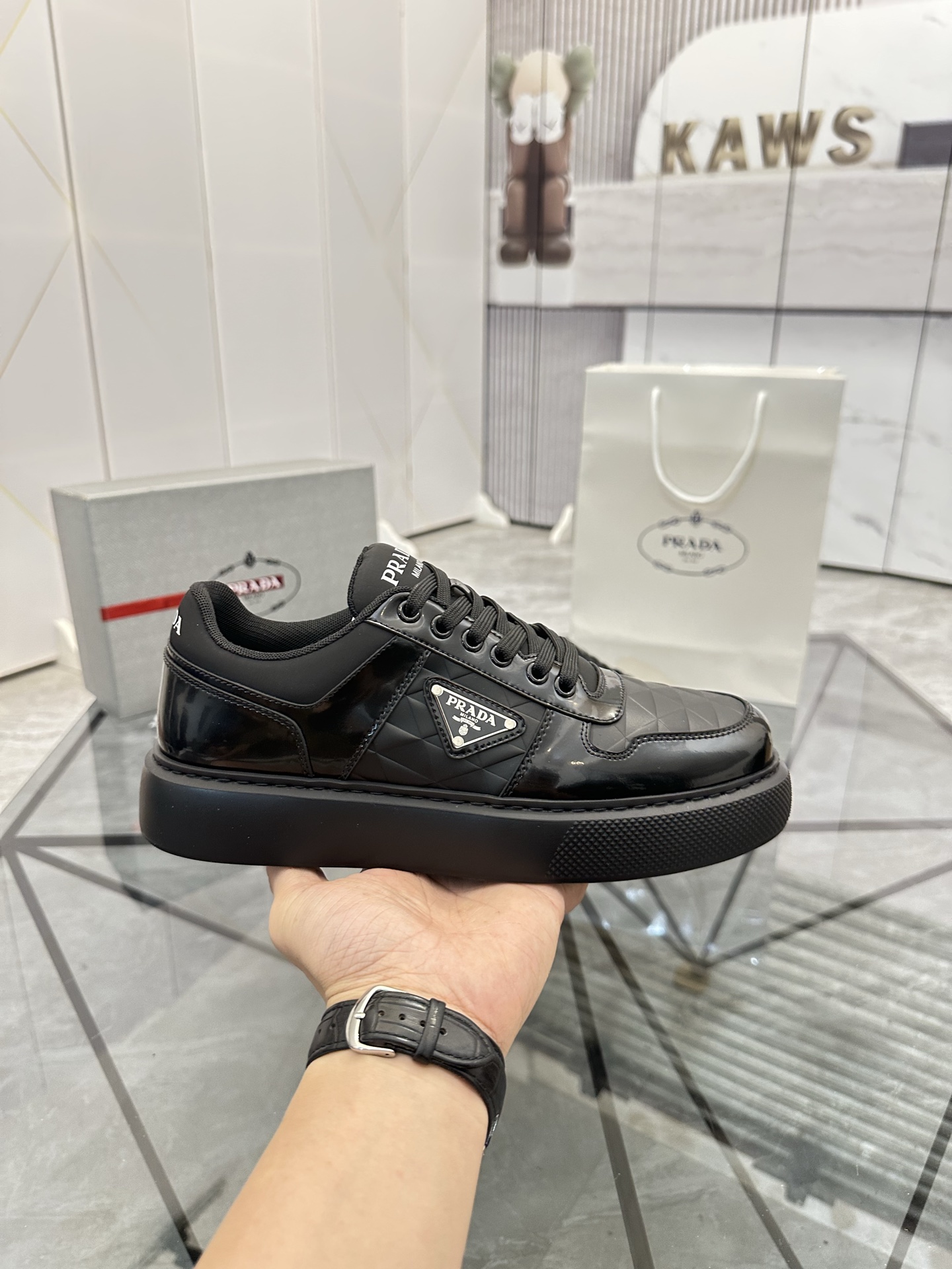 Precio de venta: P270 Calidad superior de gama altaMarca: Prada *"Prada*" mocasines de caña bajaTall