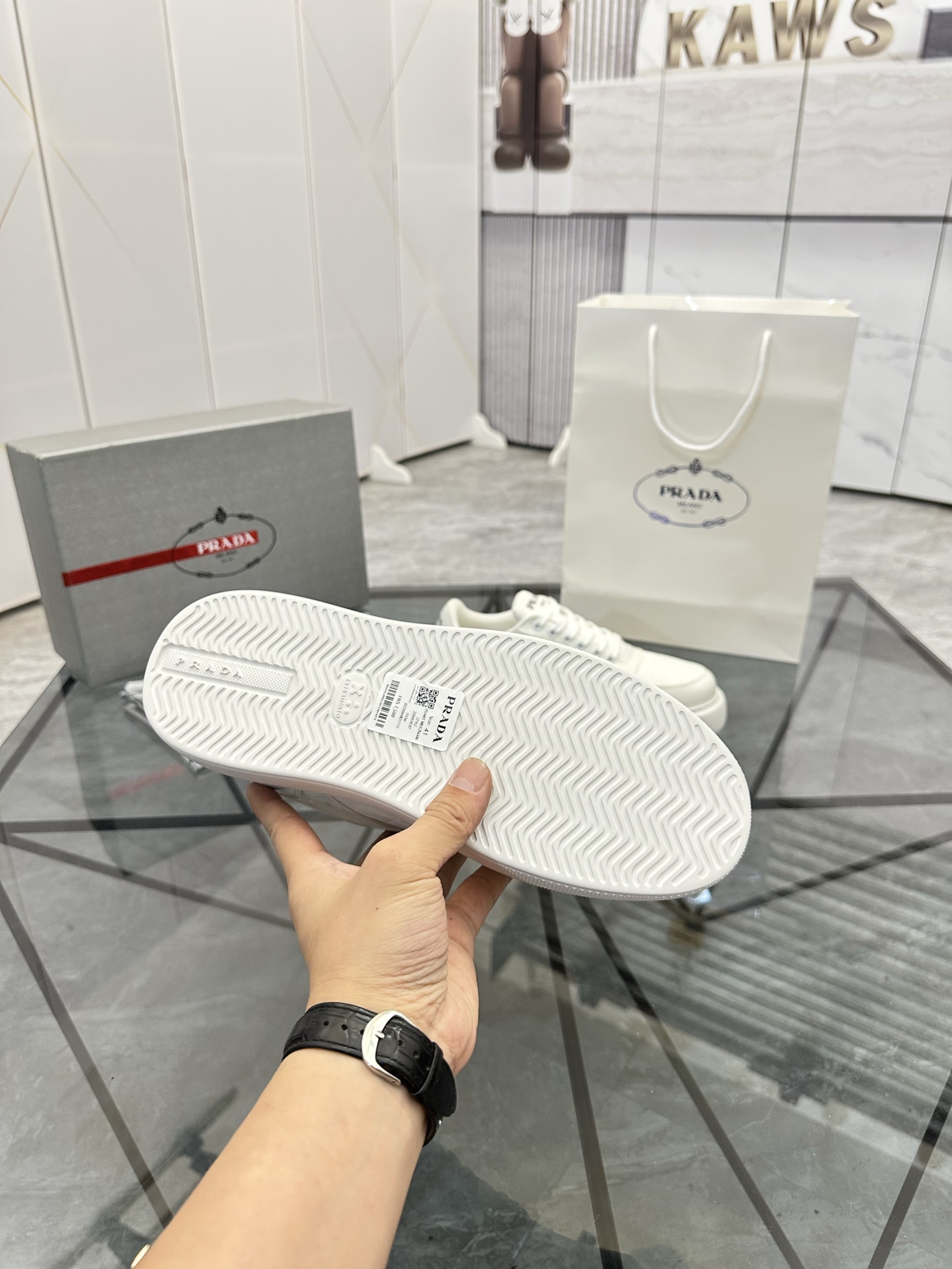 Precio de venta: P270 Calidad superior de gama altaMarca: Prada *"Prada*" mocasines de caña bajaTall