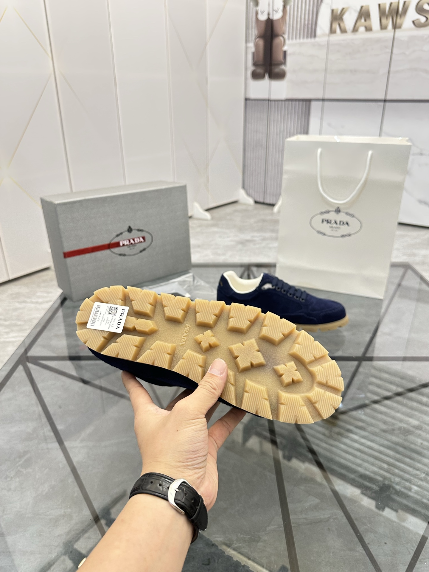 Precio de venta: P250 Calidad superior de gama altaMarca: Prada *"Prada*" mocasines de caña bajaTall