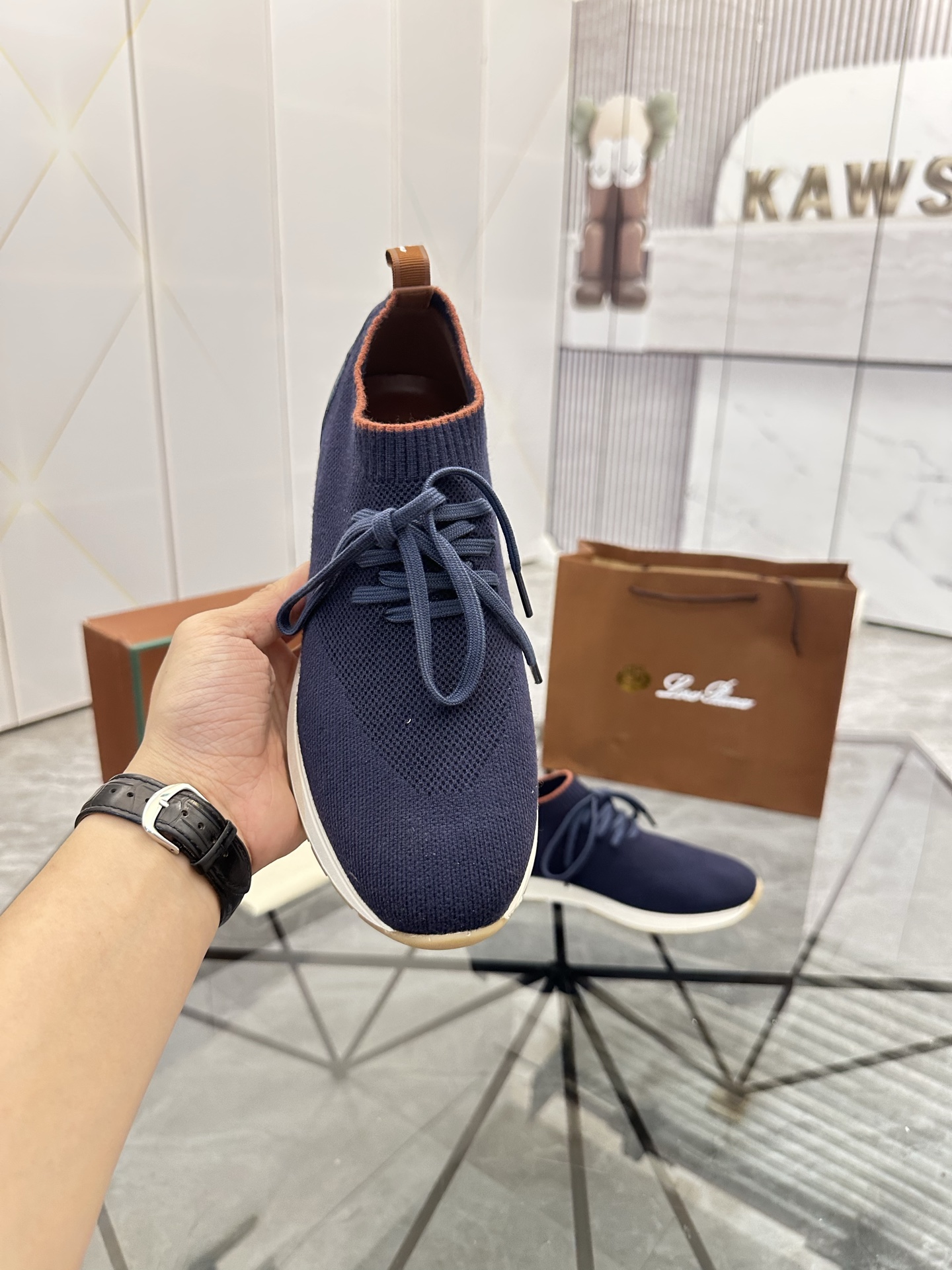 Precio de venta: P170 Juego completo de embalajeMarca: LP* "NORYUFANYA*" Low-top Casual ShoesMedida: