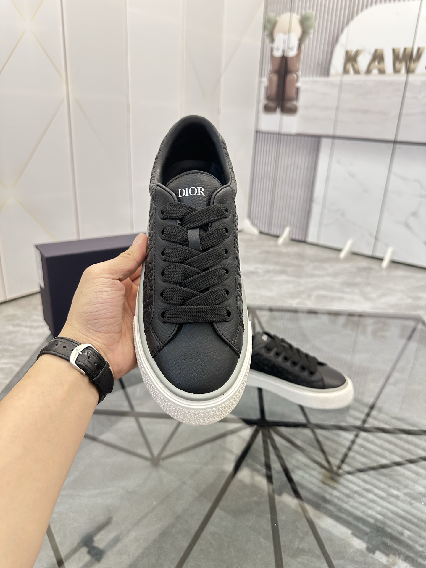 Precio de venta: P180 Juego completo de embalajeMarca: Dior* mocasines de caña bajaTalla: 38-45 (se 