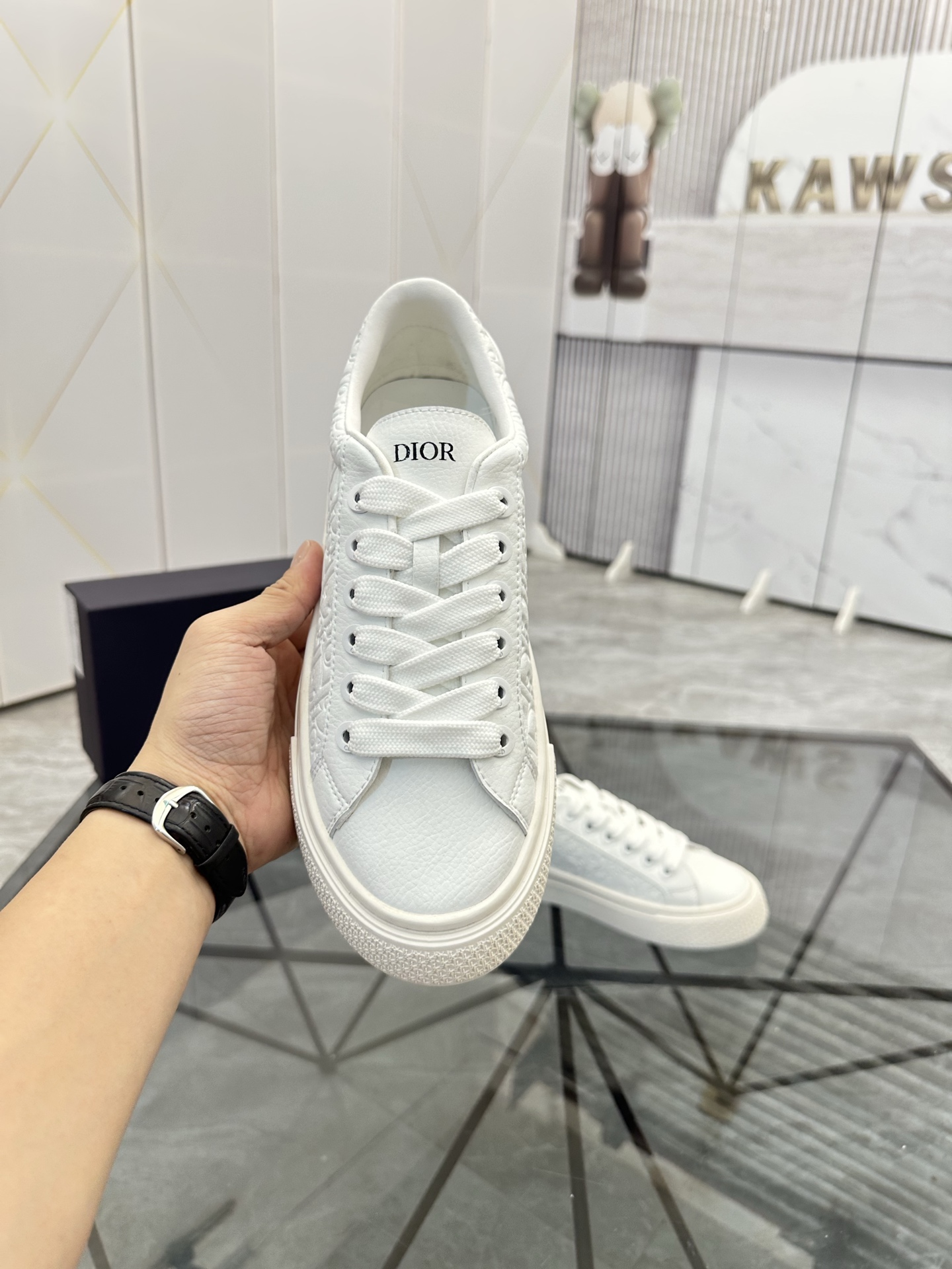 Precio de venta: P180 Juego completo de embalajeMarca: Dior* mocasines de caña bajaTalla: 38-45 (se 