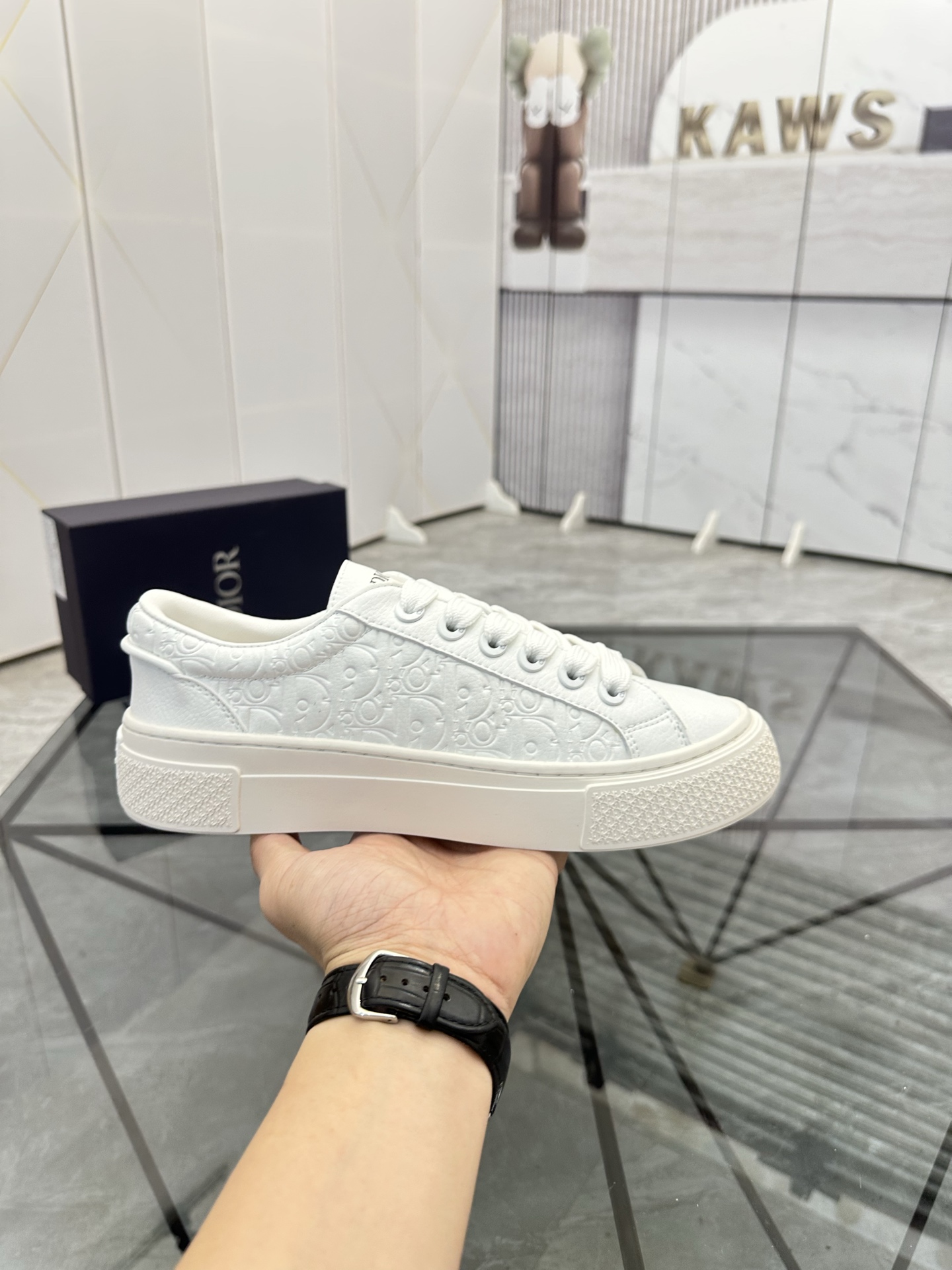Precio de venta: P180 Juego completo de embalajeMarca: Dior* mocasines de caña bajaTalla: 38-45 (se 