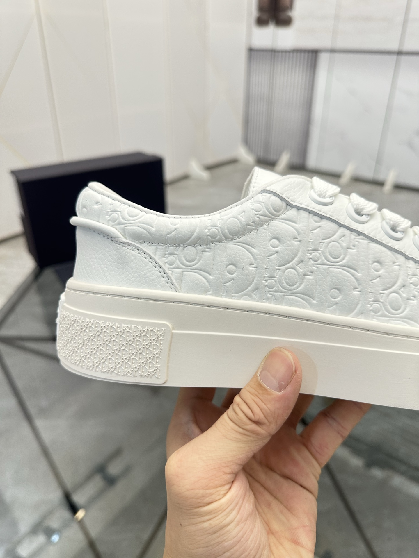 Precio de venta: P180 Juego completo de embalajeMarca: Dior* mocasines de caña bajaTalla: 38-45 (se 
