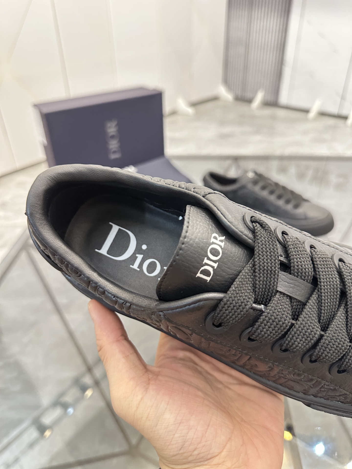 Precio de venta: P180 Juego completo de embalajeMarca: Dior* mocasines de caña bajaTalla: 38-45 (se 