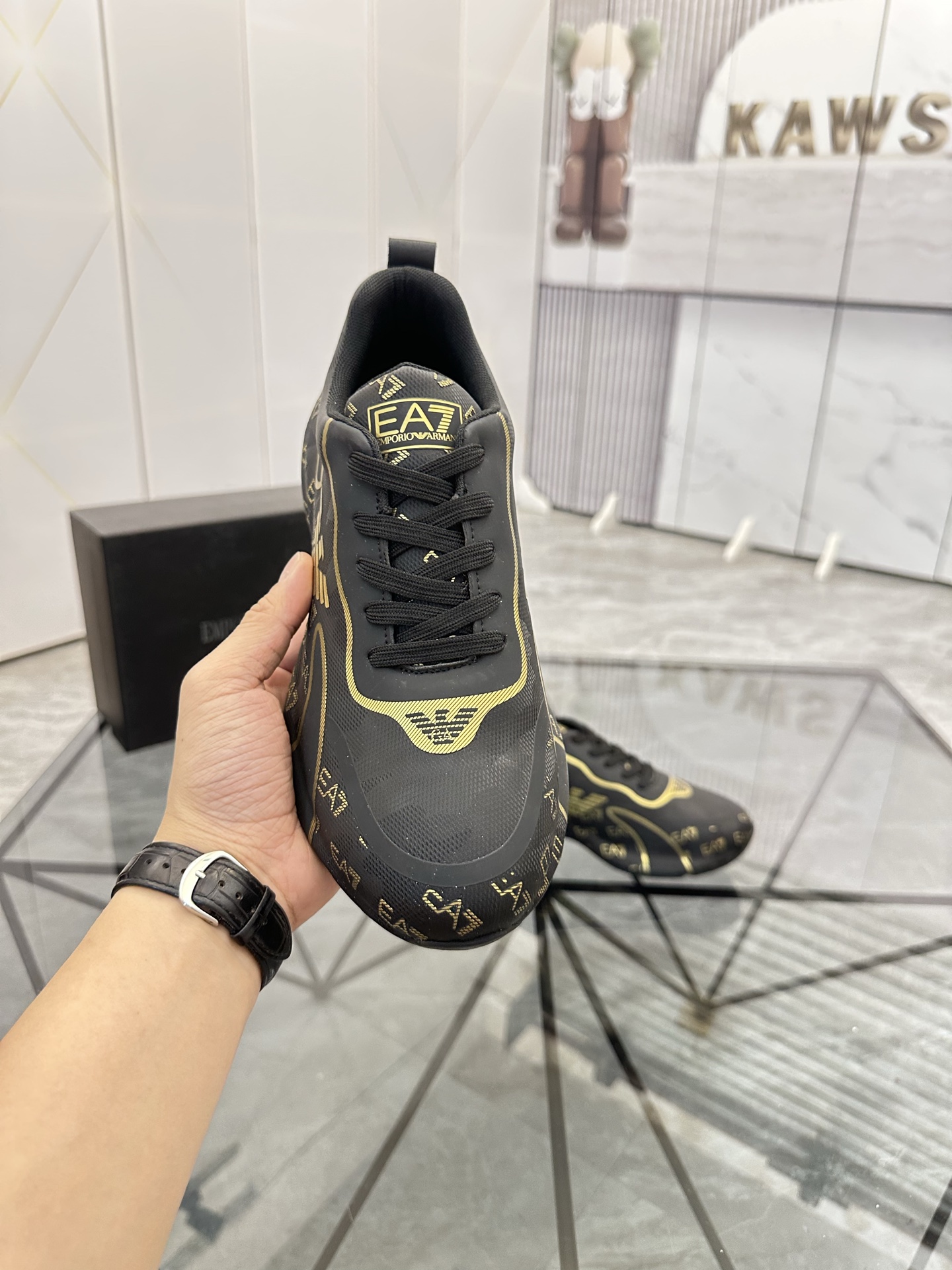 Precio de venta: P240 Marca: Armani *"Armani*" zapatillas de caña bajaTalla: 38-44(se puede personal