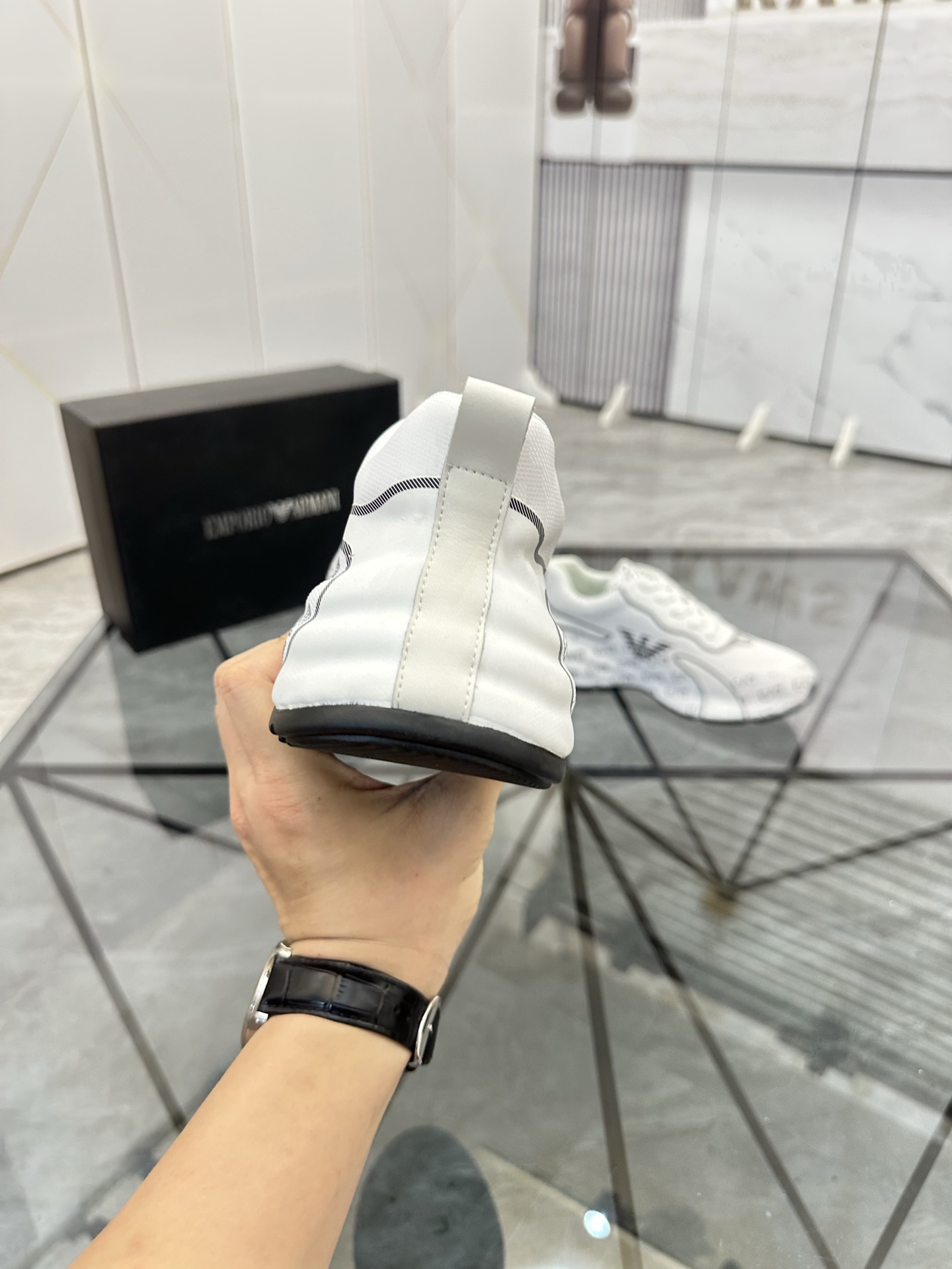 Precio de venta: P240 Marca: Armani *"Armani*" zapatillas de caña bajaTalla: 38-44(se puede personal